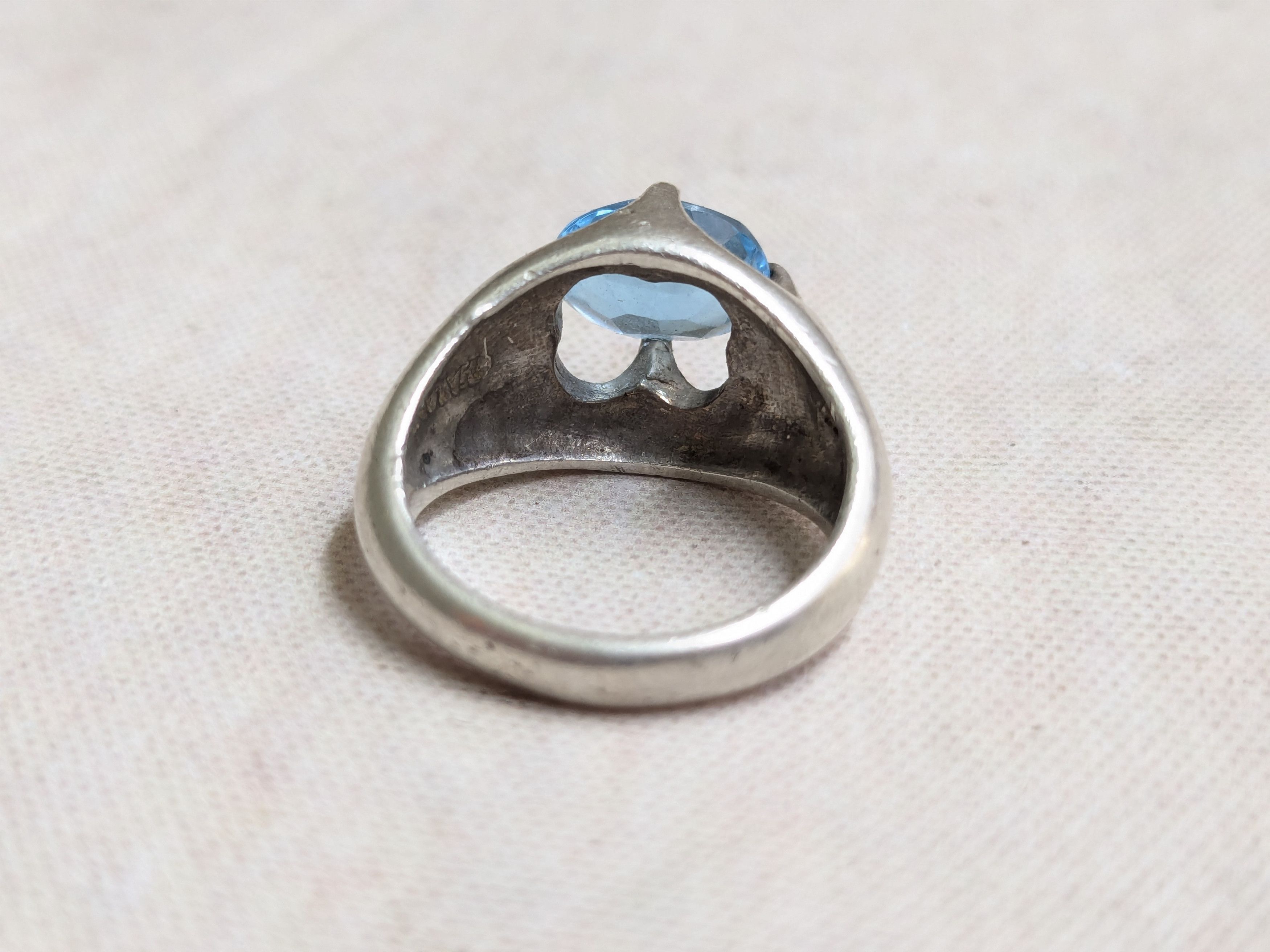 Jewelry Vintage Sterling Silver Ring Blue Topaz Oval Pinky 5 Size ONE SIZE - 5 Thumbnail