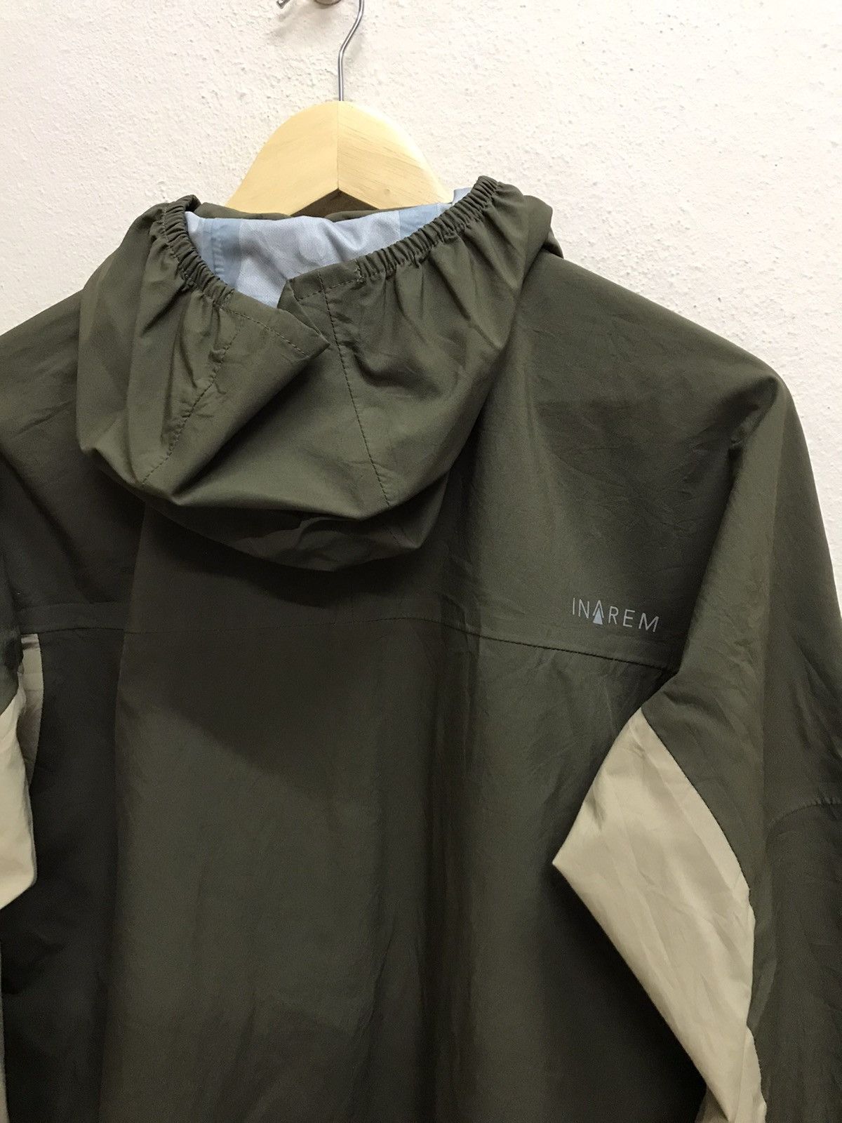 Japanese Brand Aegis Inarem Waterproof Outdoor Jacket Hoodie Size US M / EU 48-50 / 2 - 18 Thumbnail
