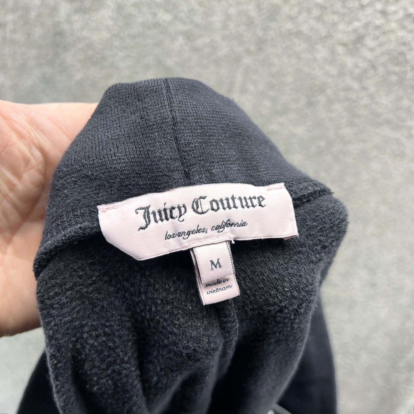 Juicy Couture VINTAGE Juicy Couture Sweatpants Womens Medium Black Velour Wide Leg Side Logo Pants Size 32" / US 10 / IT 46 - 5 Thumbnail
