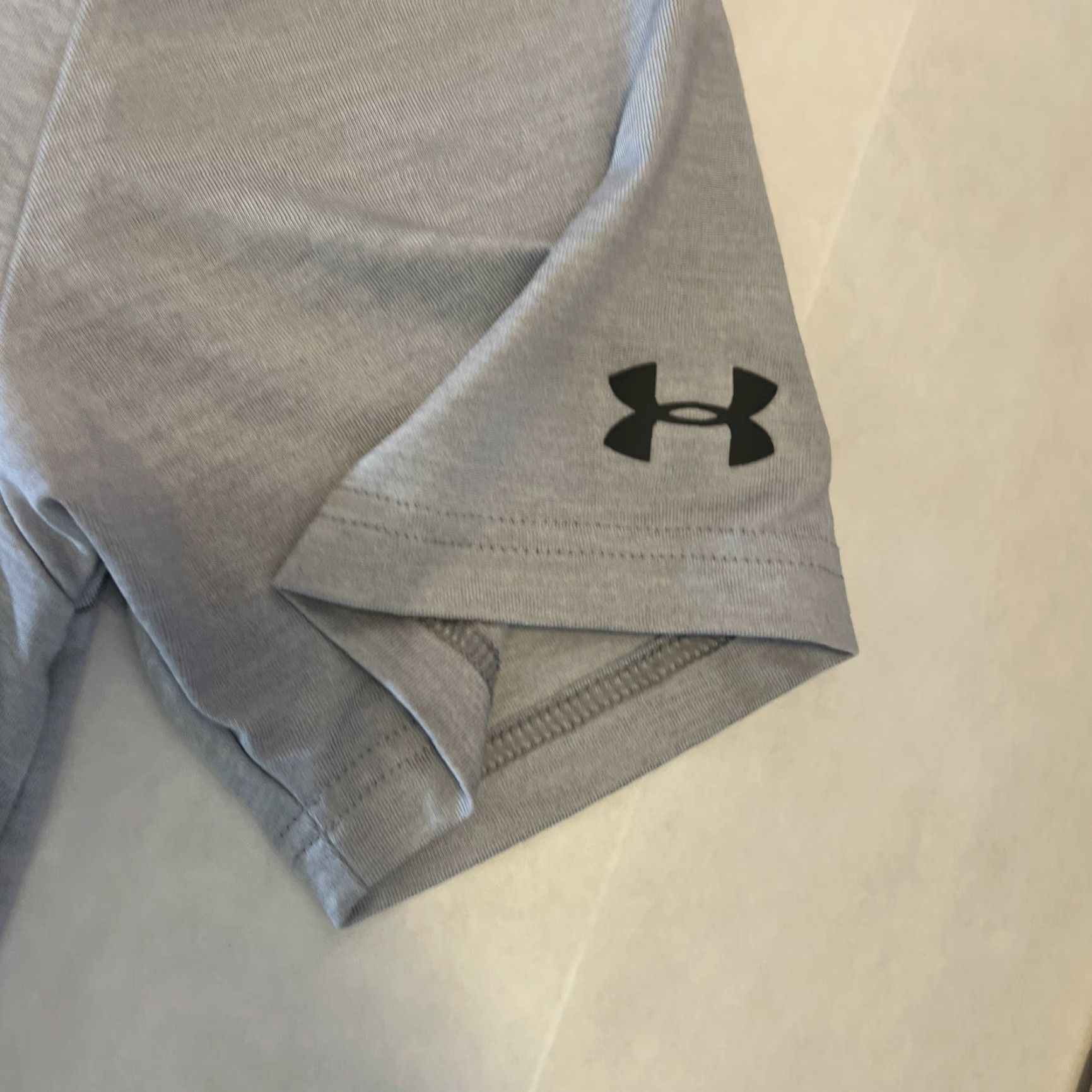 Under Armour VINTAGE NWOT Official Ritz Carlton Bacara Santa Barbara California Polo Shirt Small Gray Size US S / EU 44-46 / 1 - 4 Thumbnail