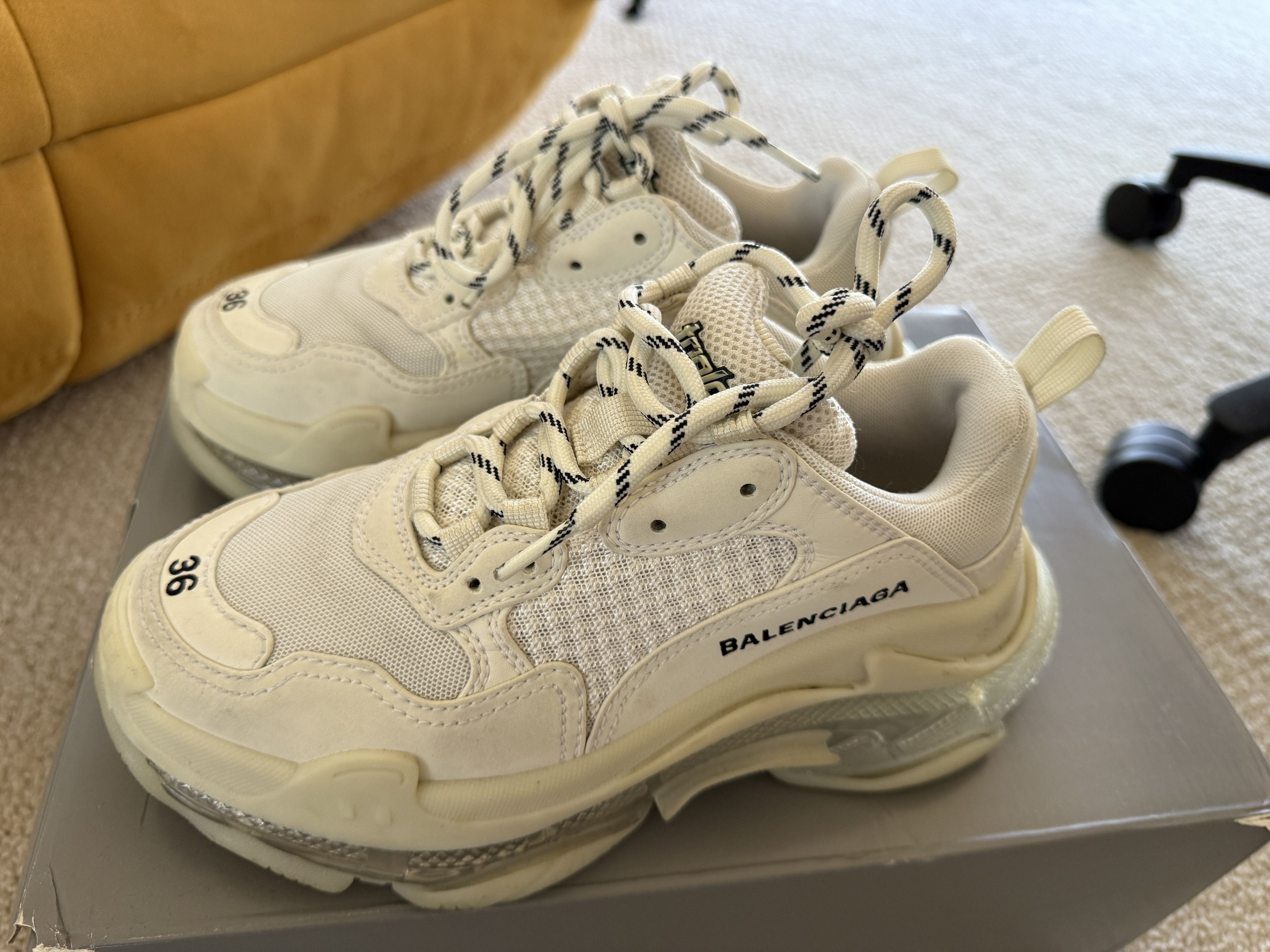 Balenciaga Triple S Clear Sole Size US 6 / IT 36 - 1 Thumbnail