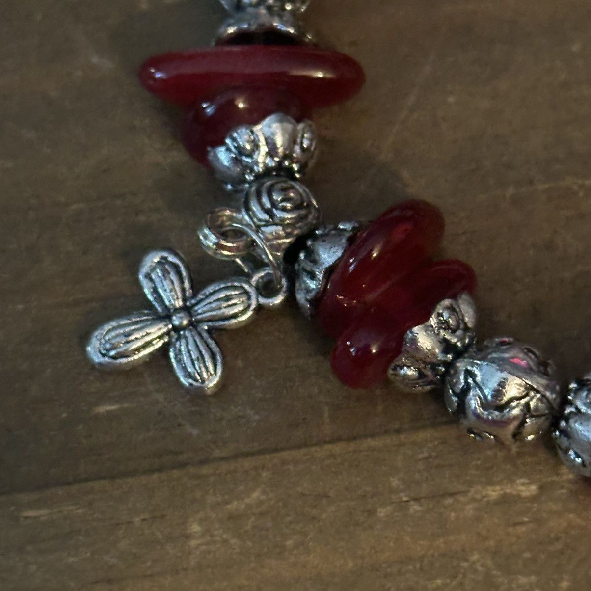 Other Silver tone and dark red beaded charm stretch bracelet Size ONE SIZE - 4 Thumbnail