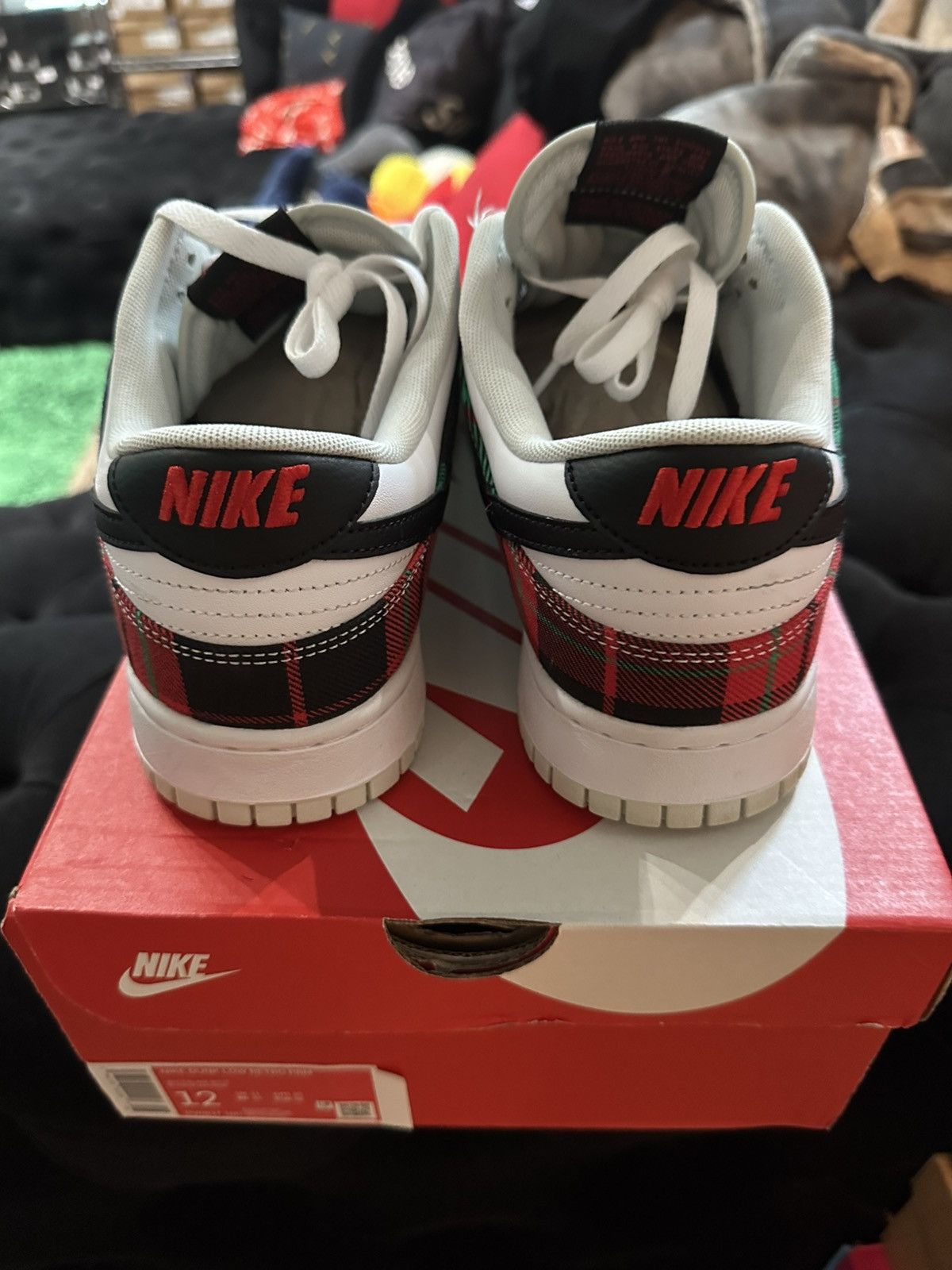 Nike Dunk Low Tartan Plaid White Red Men Sz 12 DV0827-100 Used Size US 12 / EU 45 - 4 Thumbnail