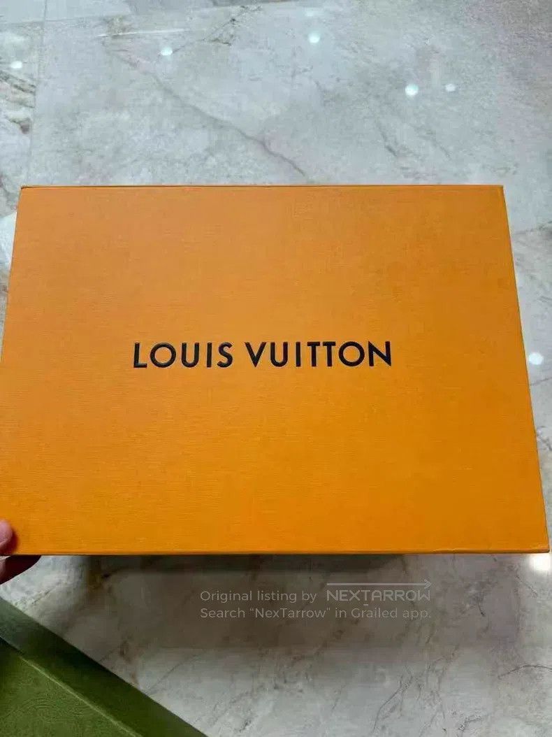 Louis Vuitton Louis Vuitton Red double-sided full-print scarf Size ONE SIZE - 4 Thumbnail