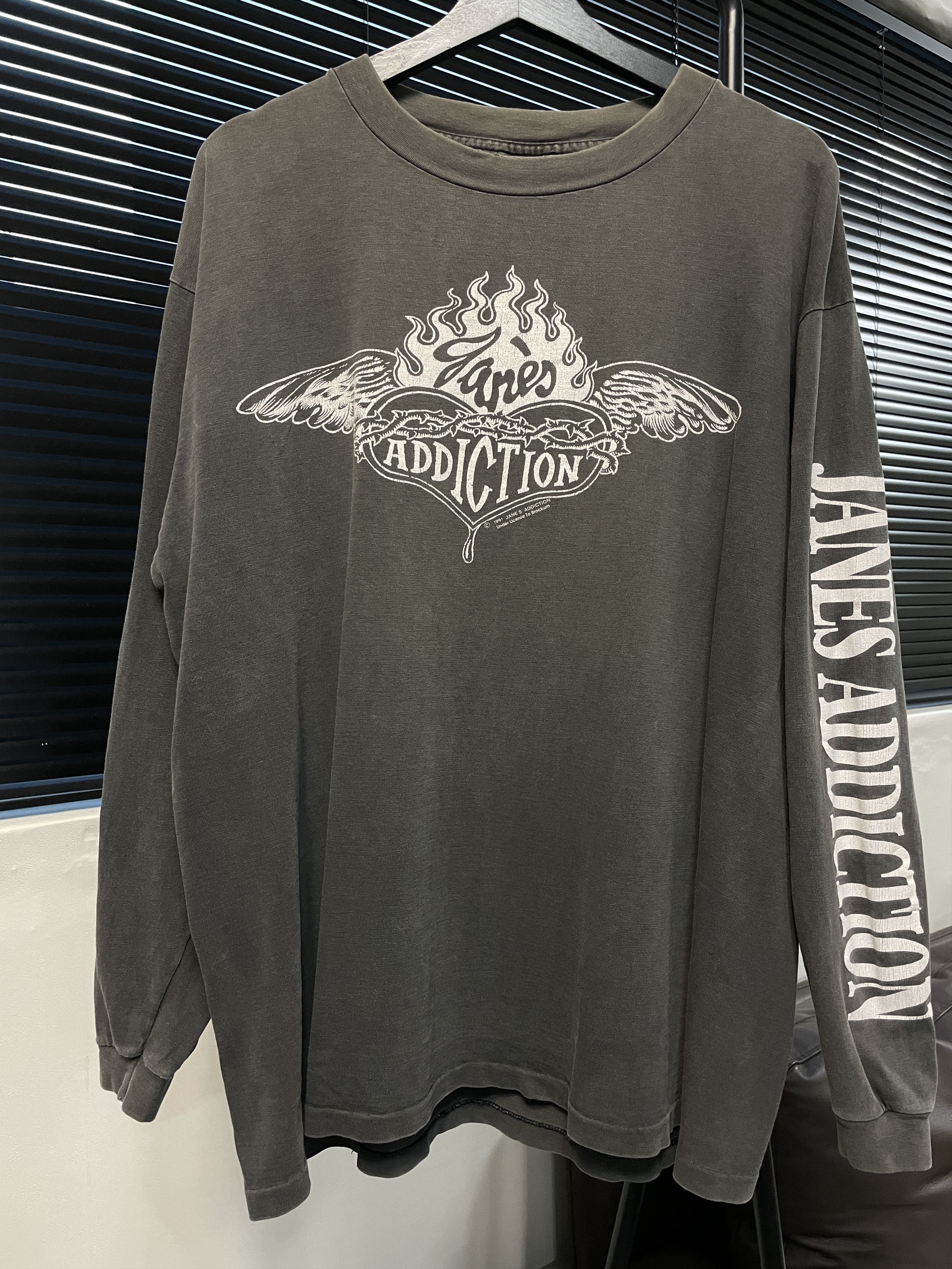 Image of Band Tees x Brockum Vintage 90's Jane's Addiction Long Sleeve Shirt - 1991 in Faded Black (Size XL)