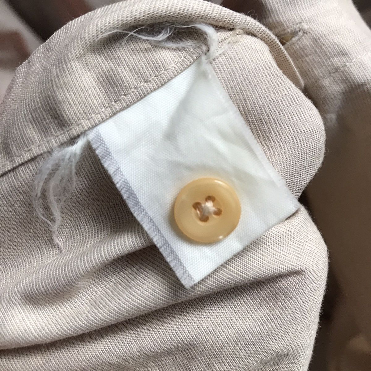 Aquascutum × Designer Vintage Aquascutum Of London Solid ButtoShirt Made In Japan Size US L / EU 52-54 / 3 - 8 Thumbnail