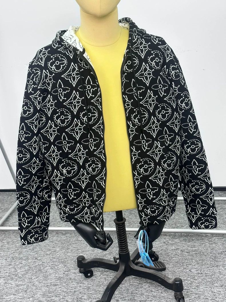 限定コラボ♪【LV x NBA】Strategic Flowers Quilted Hoodie LV x NBA STRATEGIC FLOWERS QUILTED HOODIE Size: XXL (Fits