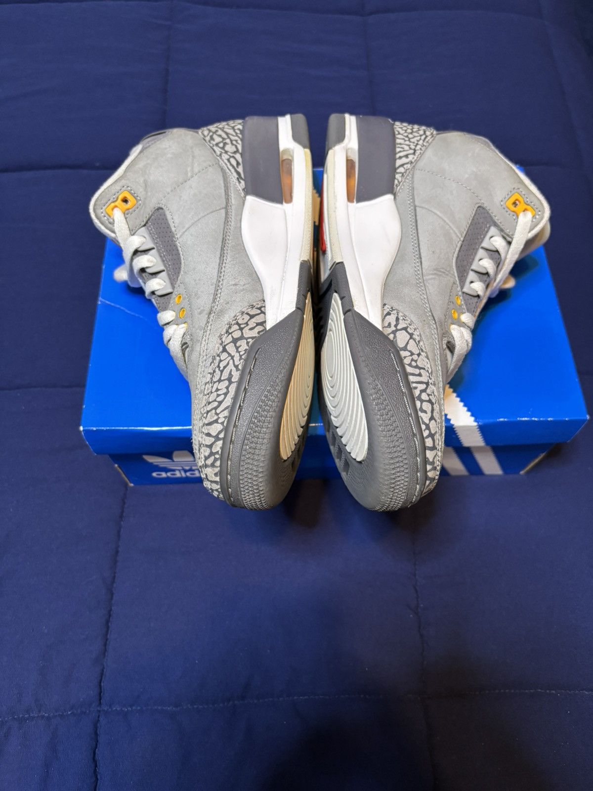 Jordan Brand Jordan 3 Retro Cool Grey 2021 Size 9 Size US 9 / EU 42 - 4 Thumbnail