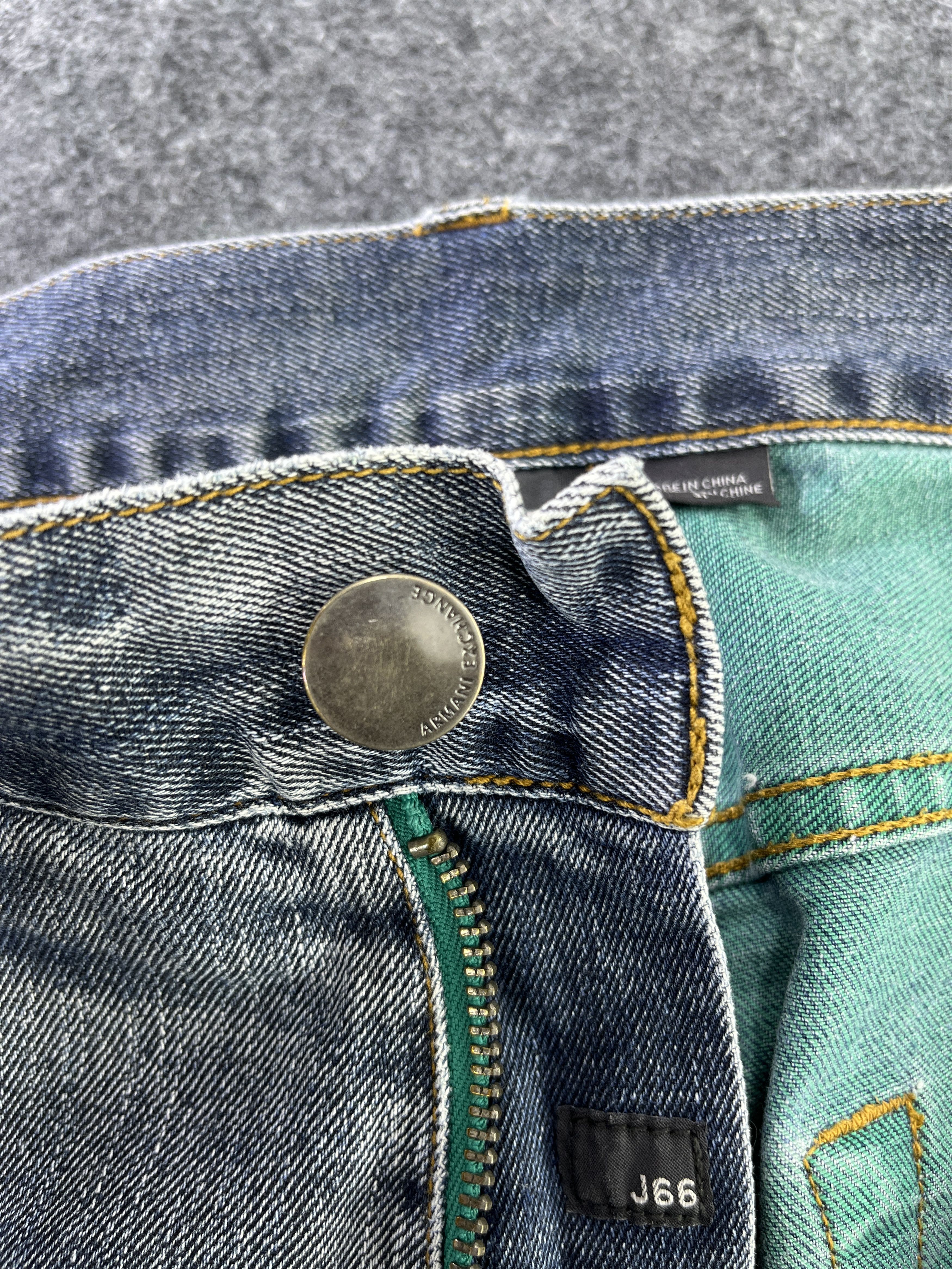 Armani Exchange Armani Exchange Faded Wash Jeans - J949 Size US 33 - 8 Thumbnail