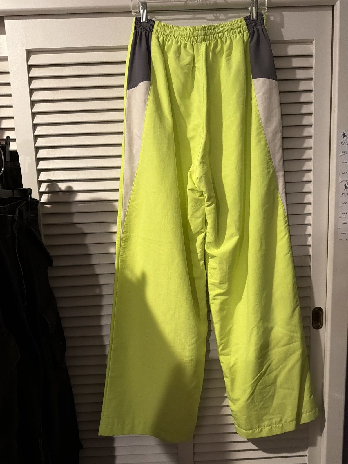 Balenciaga Balenciaga track pants neon yellow small Size US 32 / EU 48 - 2 Thumbnail