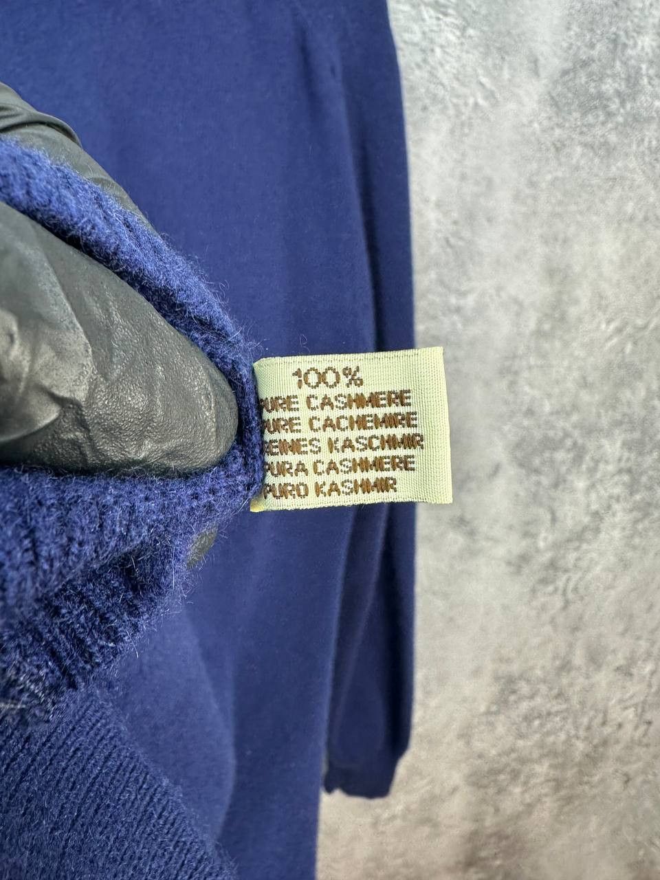 Barrie Barrie 100% Pure Cashmere Sweater Scotland V-Neck VTG Jumper Size US XL / EU 56 / 4 - 11 Thumbnail