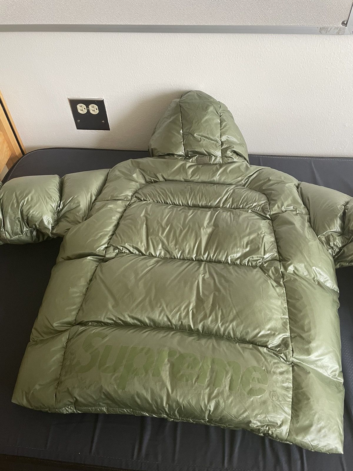 Supreme Supreme featherweight peretex AW23 Size US L / EU 52-54 / 3 - 3 Thumbnail