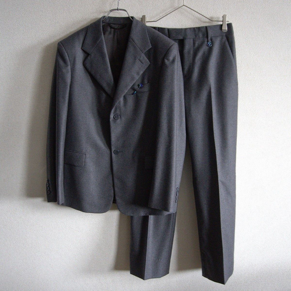 Louis Vuitton Louis Vuitton Cashmere Suit Jacket Gray Size S Size US S / EU 44-46 / 1 - 1 Thumbnail