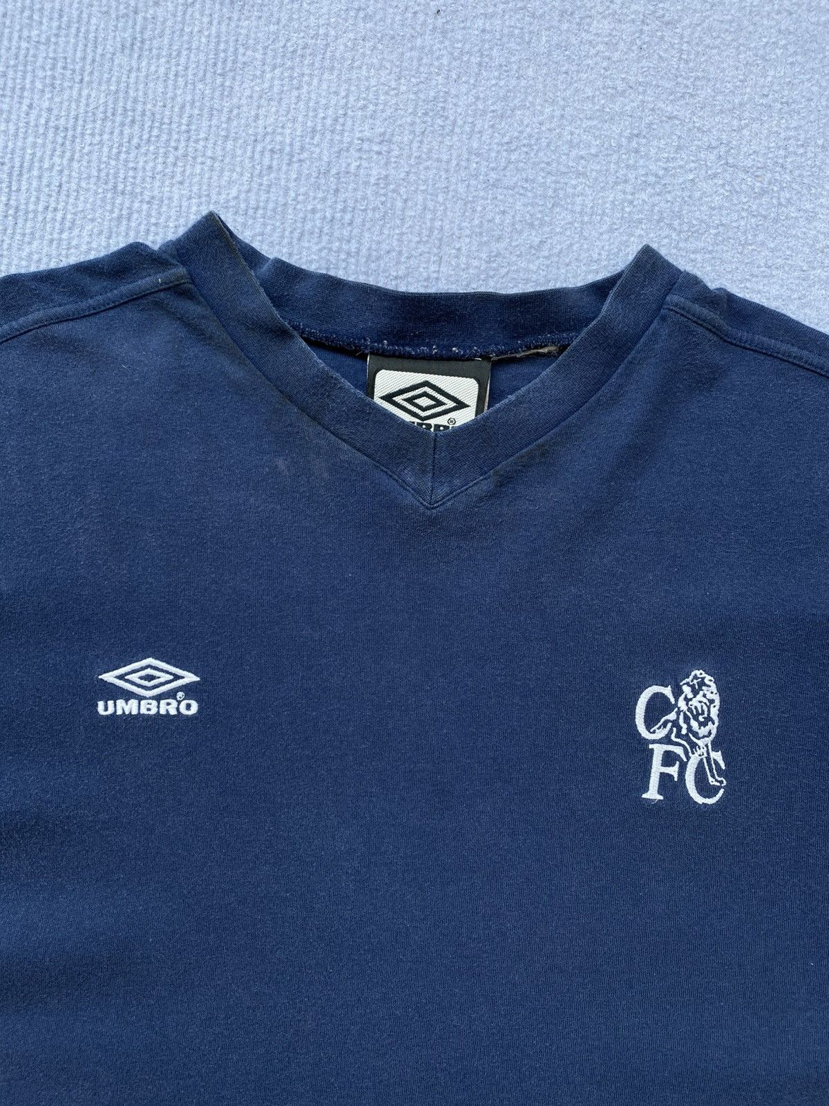 Chelsea Soccer Vintage 00’s Navy Umbro Chelsea Tee✨ Size US L / EU 52-54 / 3 - 1 Thumbnail