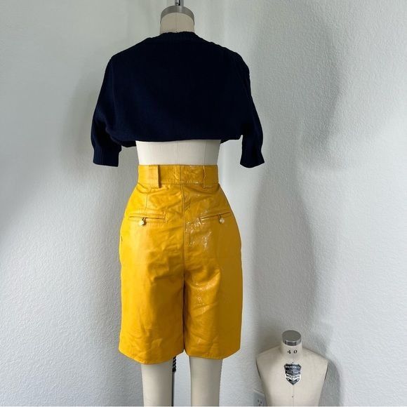 Vintage VTG Cedars Leather Shorts High Rise Size 27" / US 4 / IT 40 - 7 Thumbnail