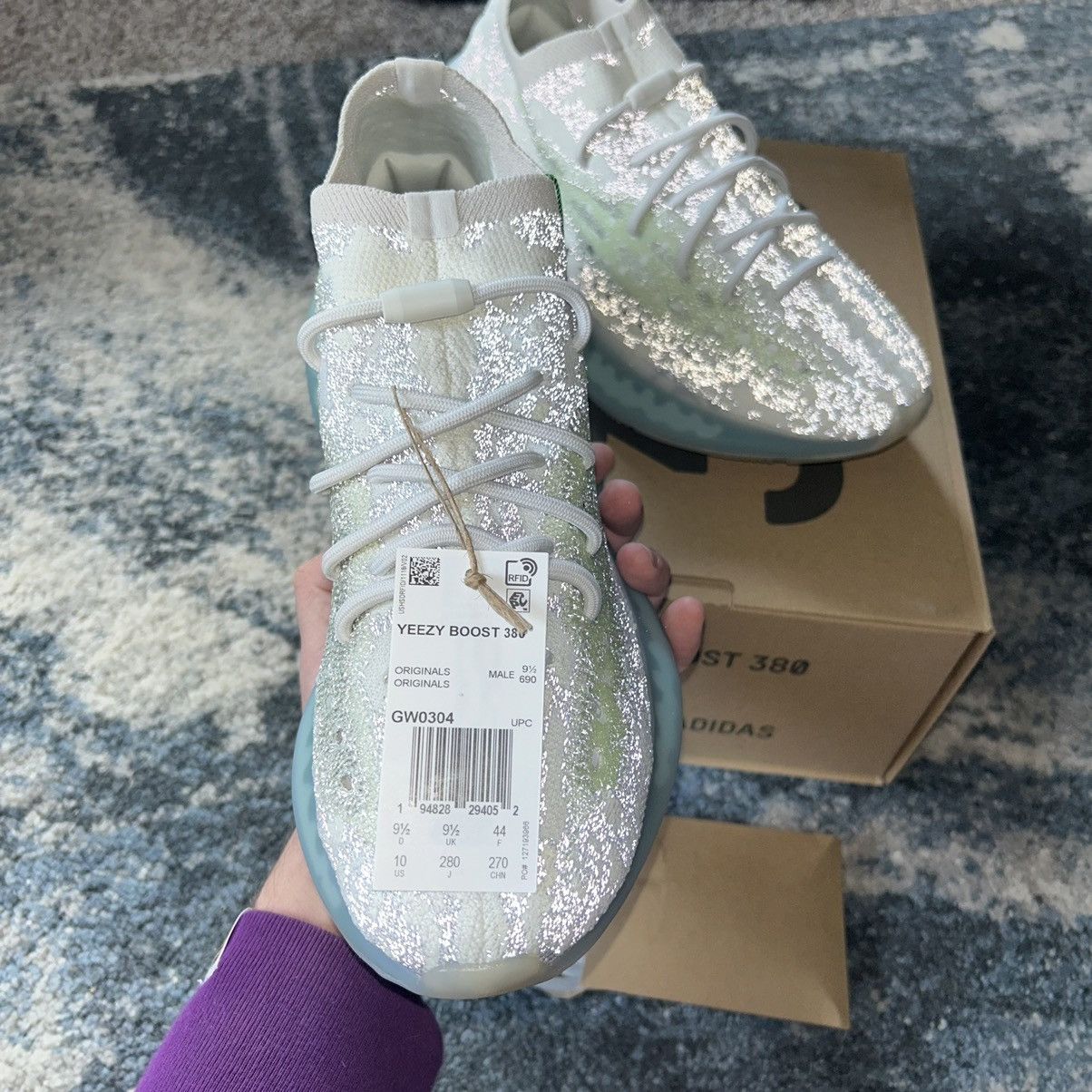 Adidas × Kanye West YEEZY BOOST 380 ALiEN BLUE REFLECTiVE GLOW GREEN PRiMEKNiT Size US 10 / EU 43 - 10 Thumbnail