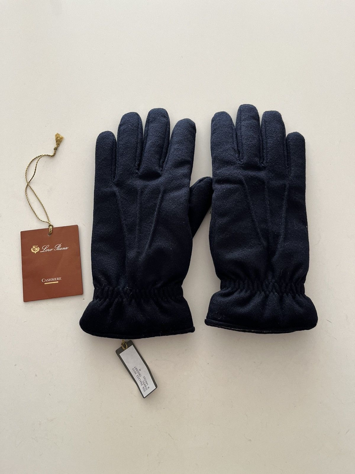 image of NWT - Loro Piana Ashford Cashmere And Goatskin Gloves in Navy, Men's