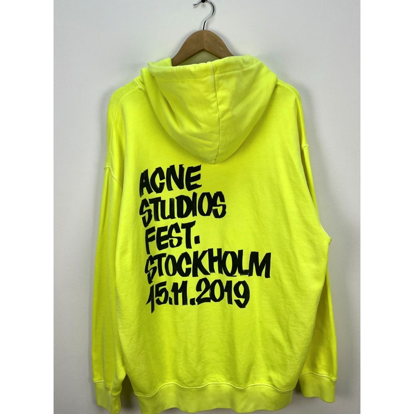 Acne Studios ACNE STUDIOS Hoodie Neon Green Size M Vintage Fest 2019 Men Pullover Long Sleeve Hoodie Neon Green Size US M / EU 48-50 / 2 - 2 Thumbnail