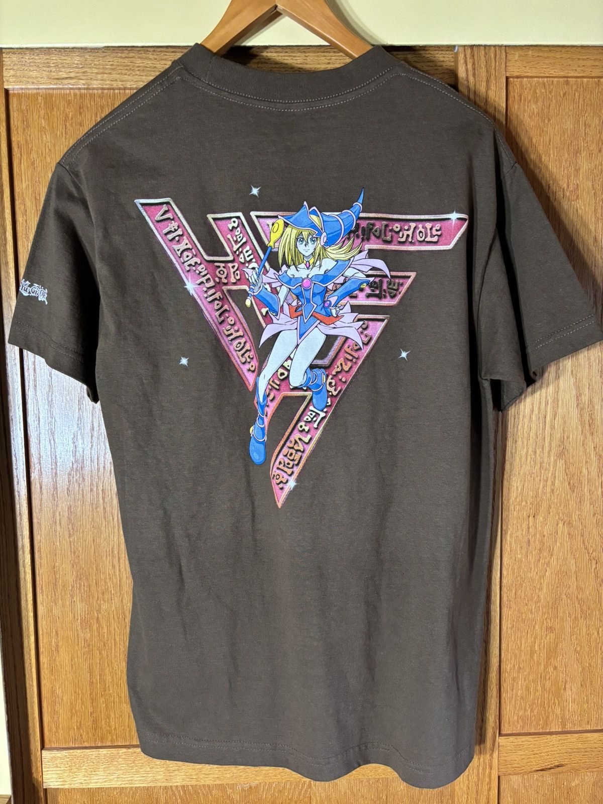 Hypland Dark Magician Girl Tee Size US M / EU 48-50 / 2 - 2 Thumbnail