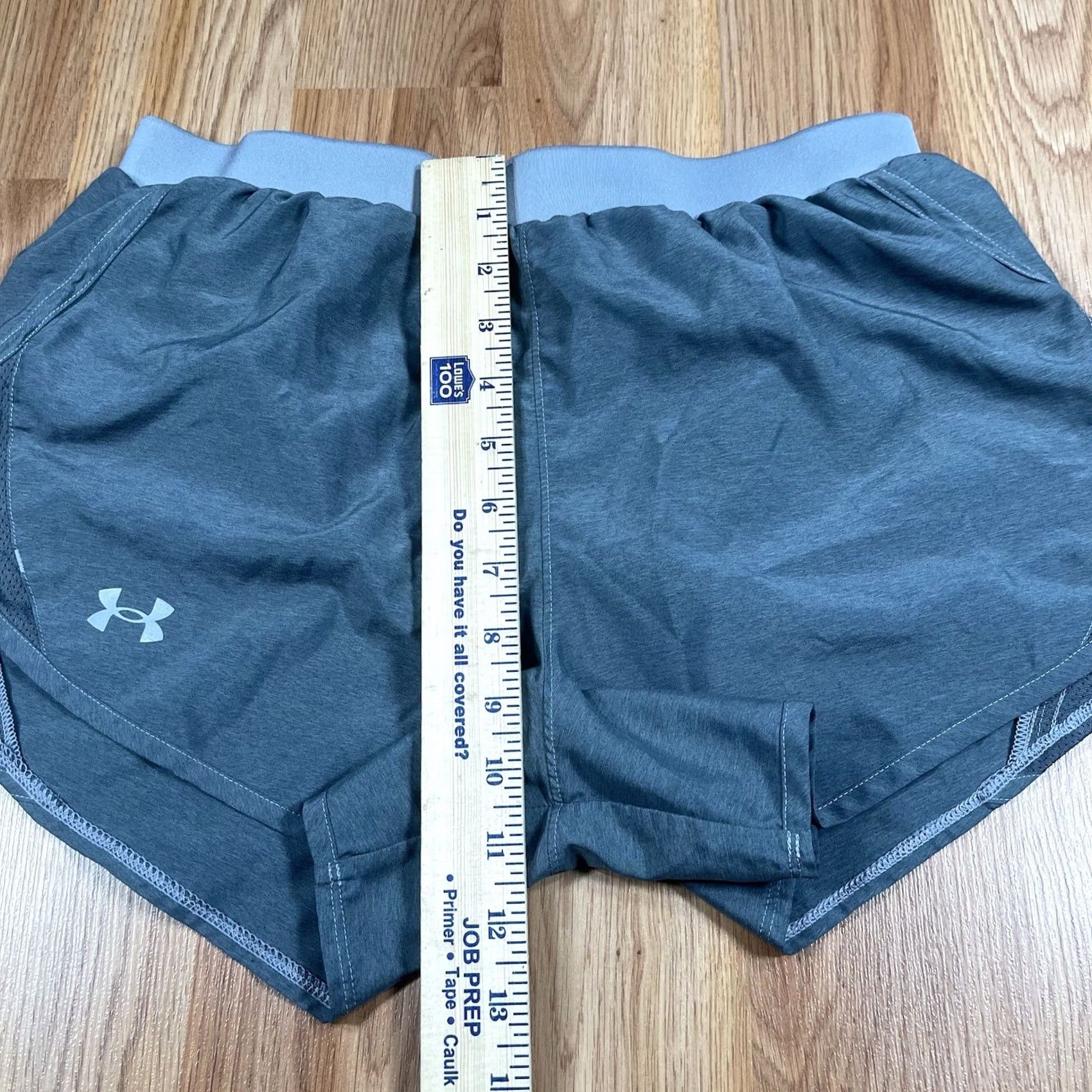 Under Armour Under Armour Shorts Womens SM Loose Heatgear Athletic Running Cross Training Gray Size 28" / US 6 / IT 42 - 5 Thumbnail