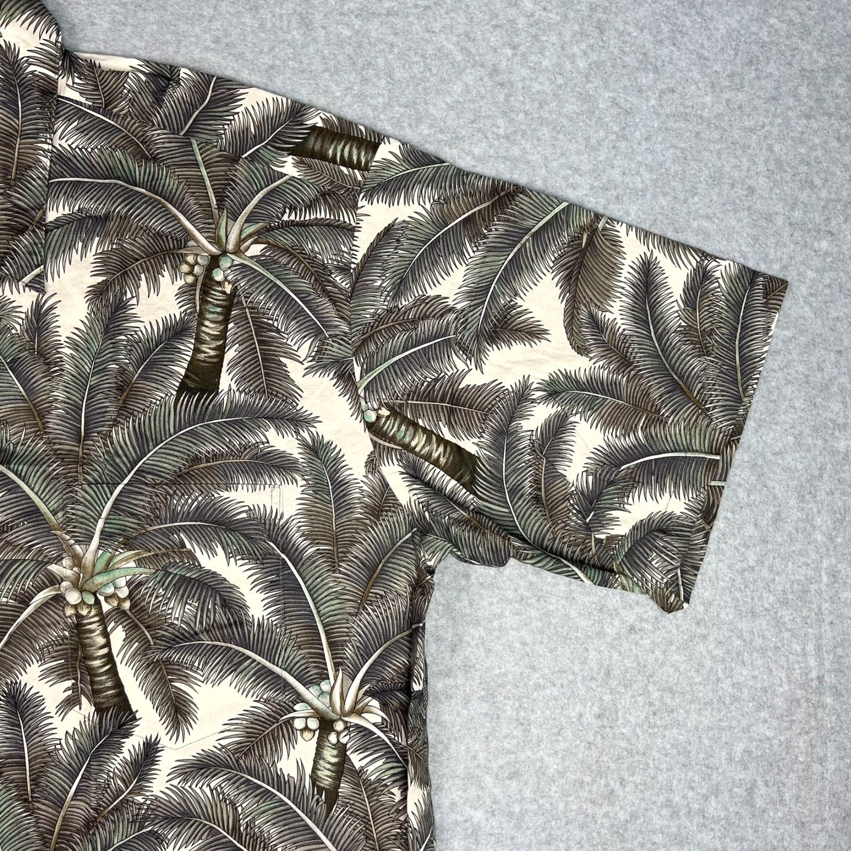 Tori Richard Tori Richard Shirt Mens XL Brown Tan Palm Tree Hawaiian Aloha Button Up Cotton Size US XL / EU 56 / 4 - 7 Thumbnail