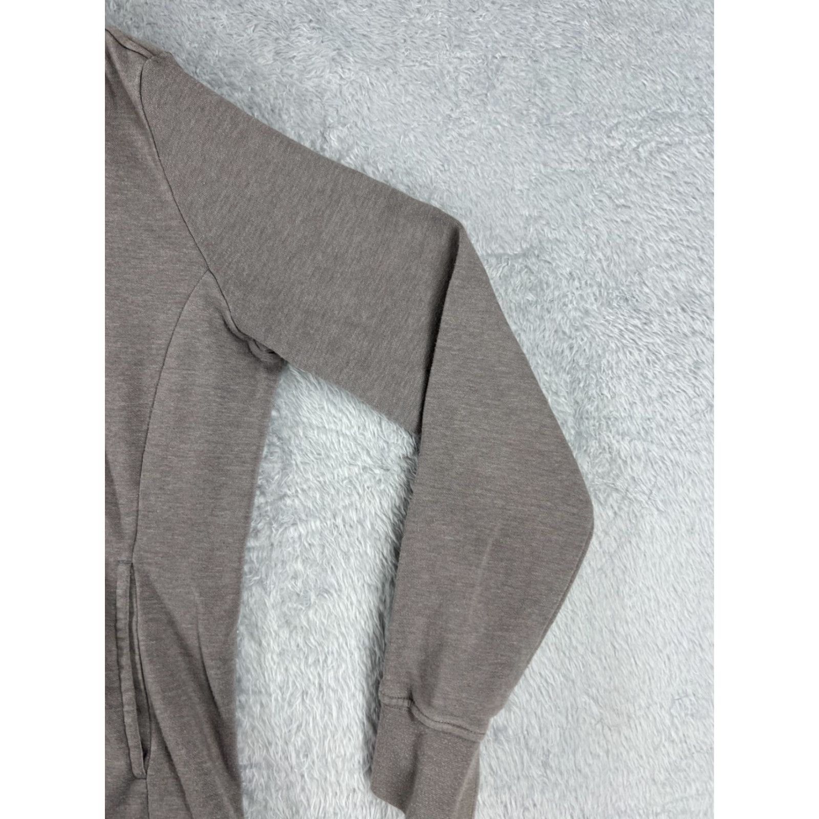 The North Face The North Face Hoodie Mens Medium Gray Long Sleeve Pocket Pullover Jersey Solid Logo Birthday? Size M / US 6-8 / IT 42-44 - 2 Thumbnail