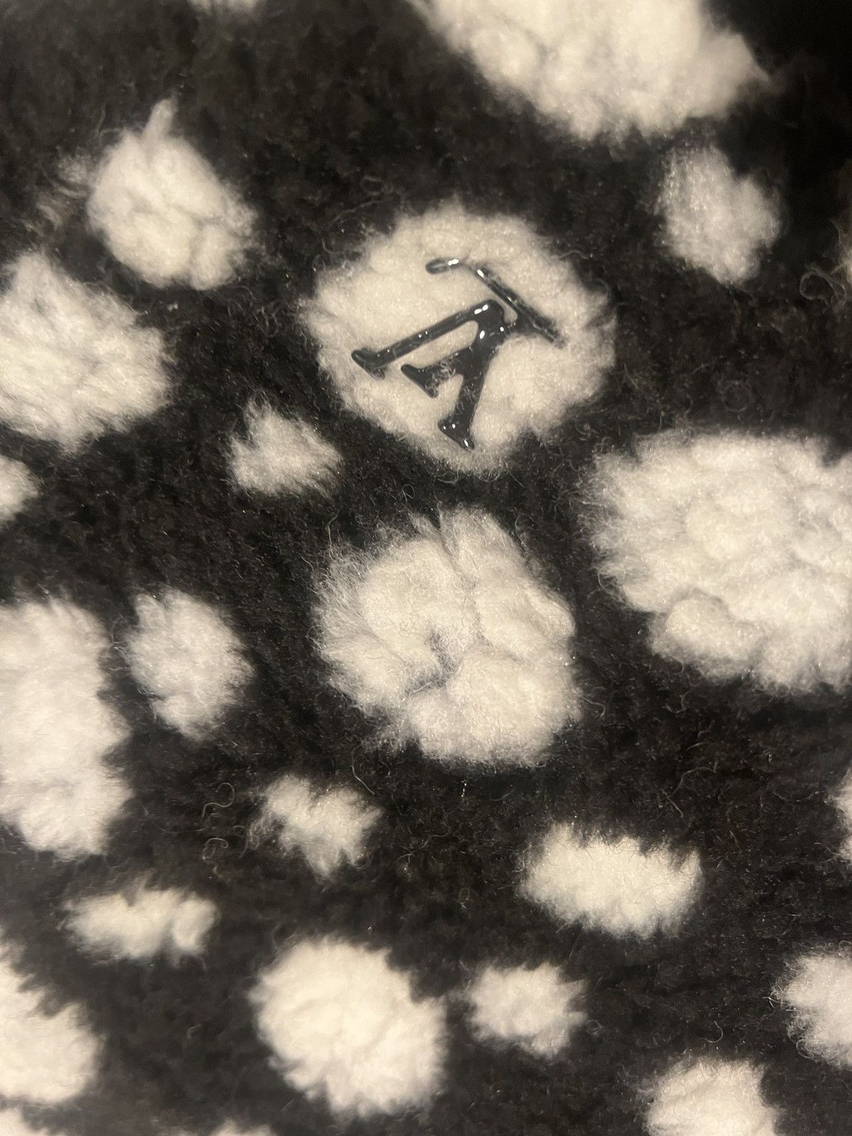 Louis Vuitton Louis Vuitton men’s fleece jacket. XL Size US XL / EU 56 / 4 - 2 Thumbnail