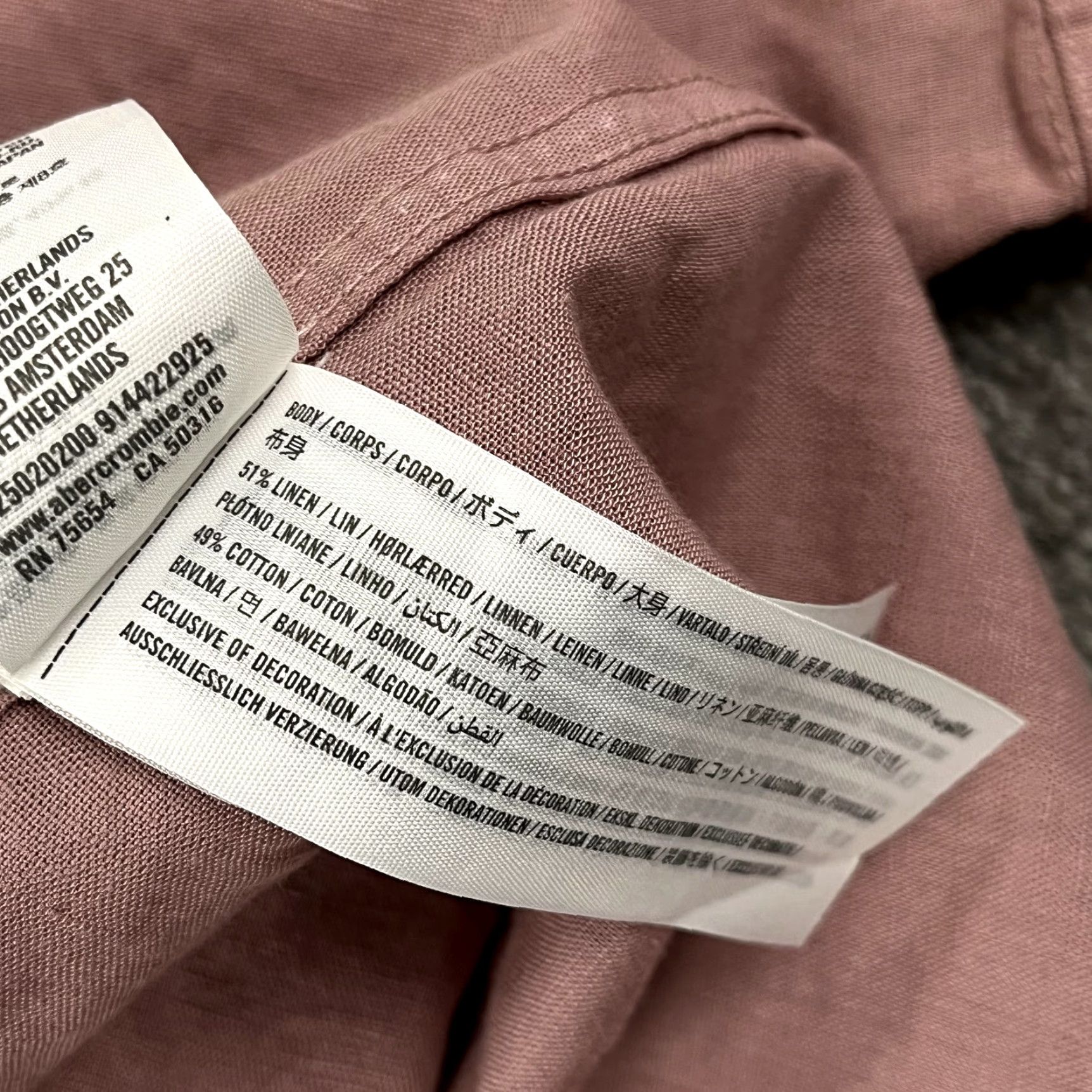 Abercrombie & Fitch ABERCROMBIE & FITCH Shirt Mens Extra Large Dark Pink Linen Button Up Long Sleeve Size US XL / EU 56 / 4 - 6 Thumbnail
