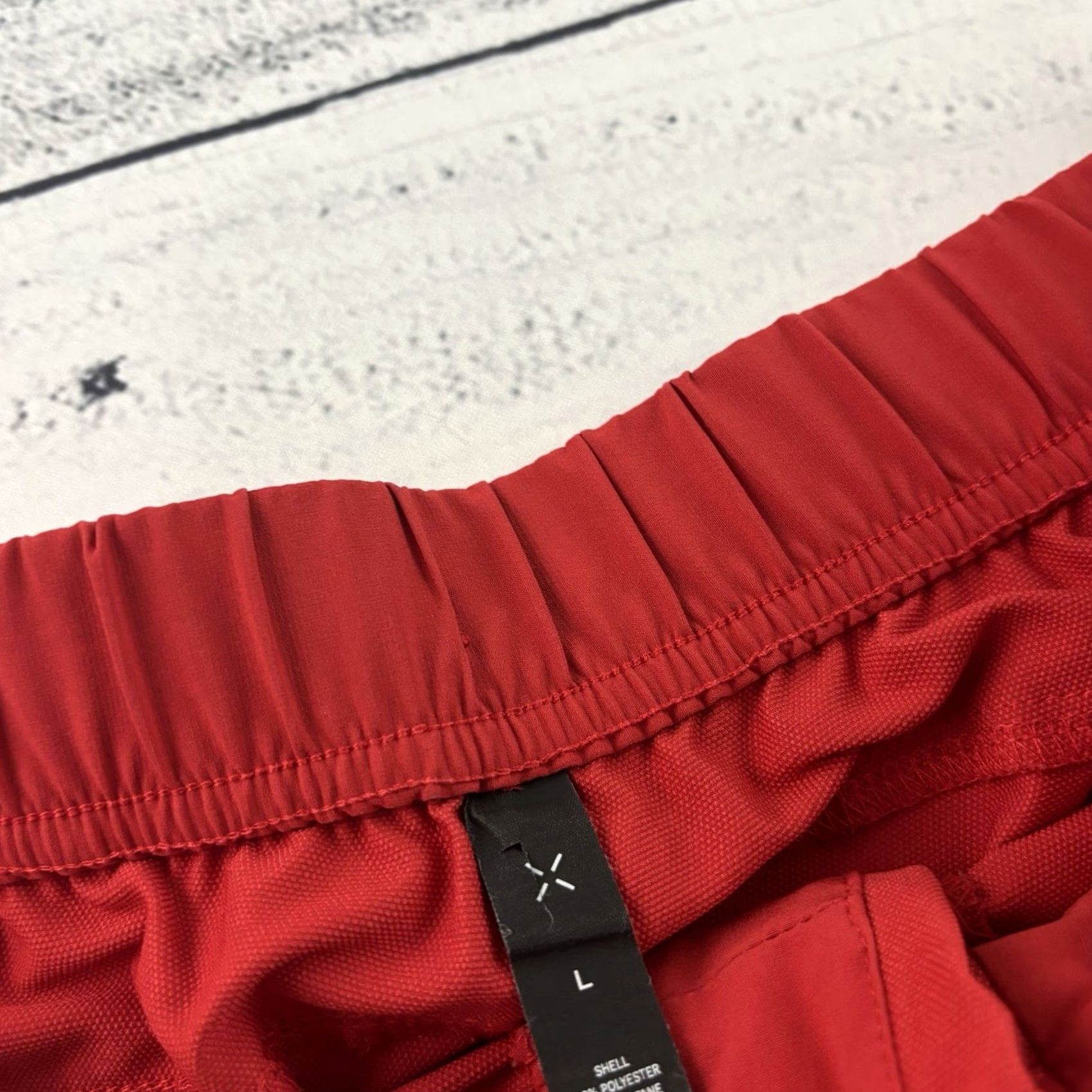 Ten Thousand Ten Thousand The Foundation 7" Training Board Short Men's Large Red Size US 33 - 4 Thumbnail