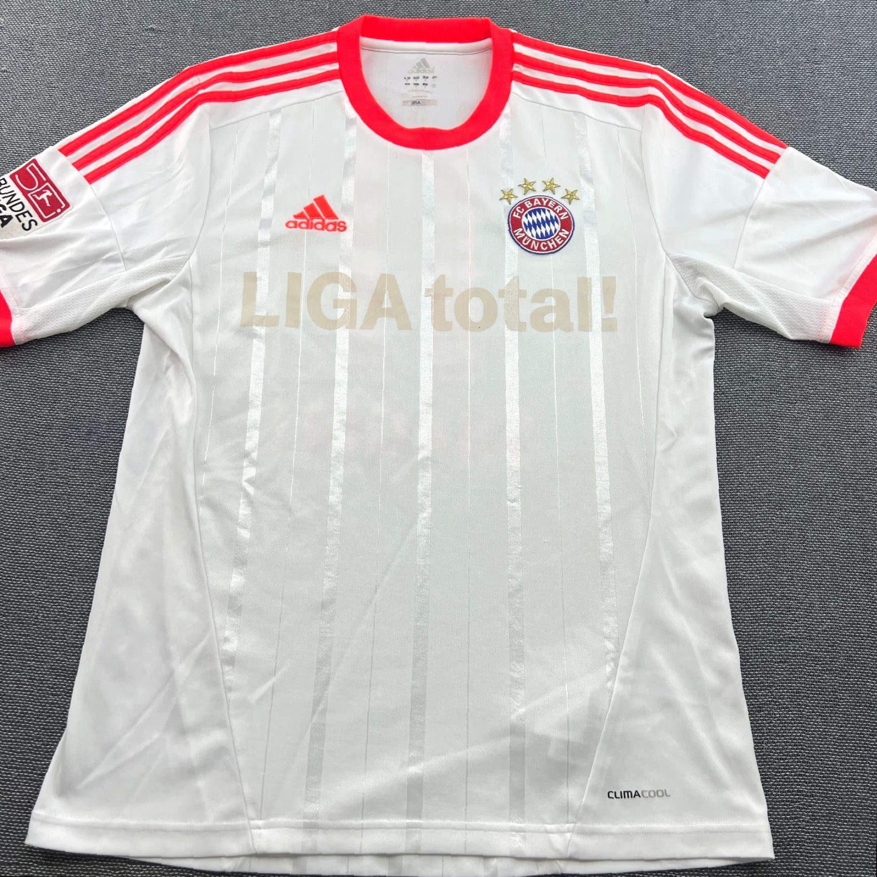 Adidas adidas Bayern Munich 2012 2013 Away Shaqiri Football Jersey Mens M White Soccer Shirt Jersey Mens Size US M / EU 48-50 / 2 - 3 Thumbnail