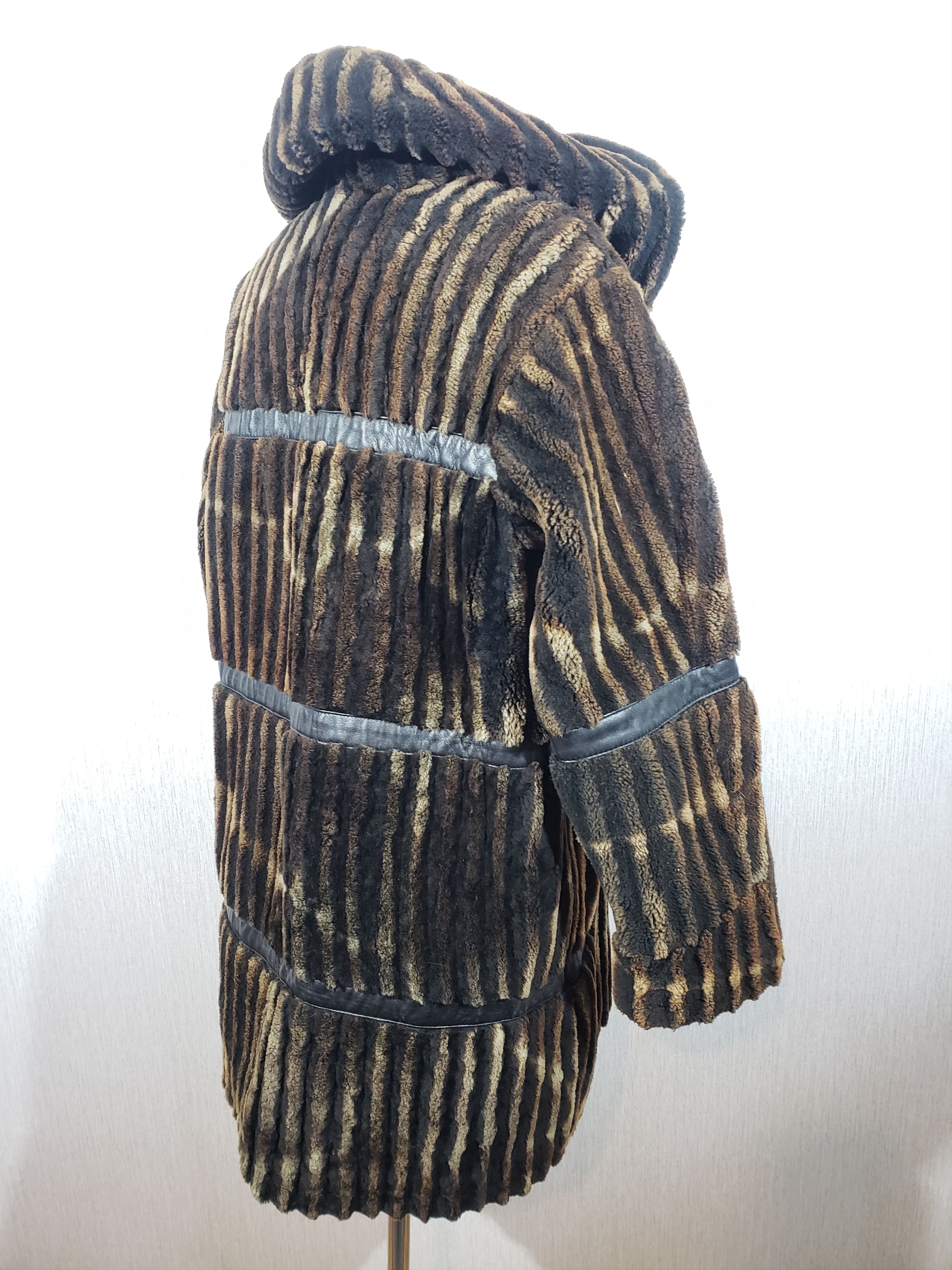 Other Wonderful women's sheepskin coat. Size XL / US 12-14 / IT 48-50 - 5 Thumbnail