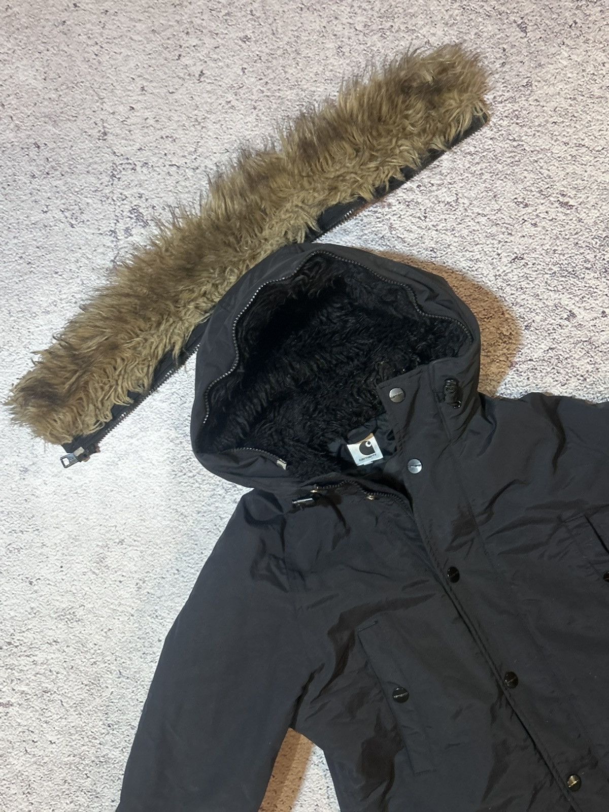Carhartt Carhartt WIP W’ Anchorage Parka Black – Fur Hood – Size S Size US S / EU 44-46 / 1 - 19 Thumbnail