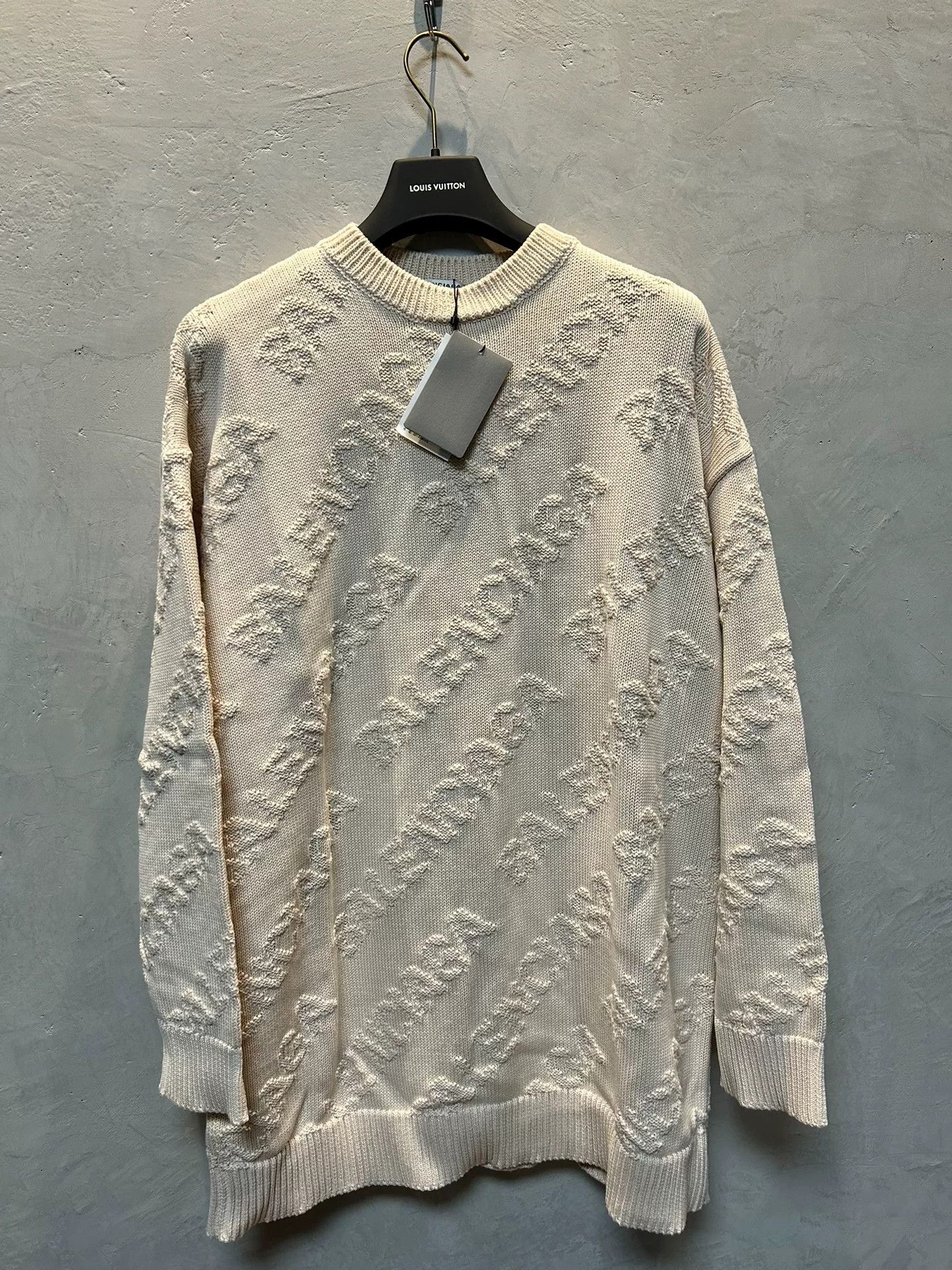 Balenciaga Balenciaga Logo Knit Sweater OS XS Size XS / US 0-2 / IT 36-38 - 1 Thumbnail