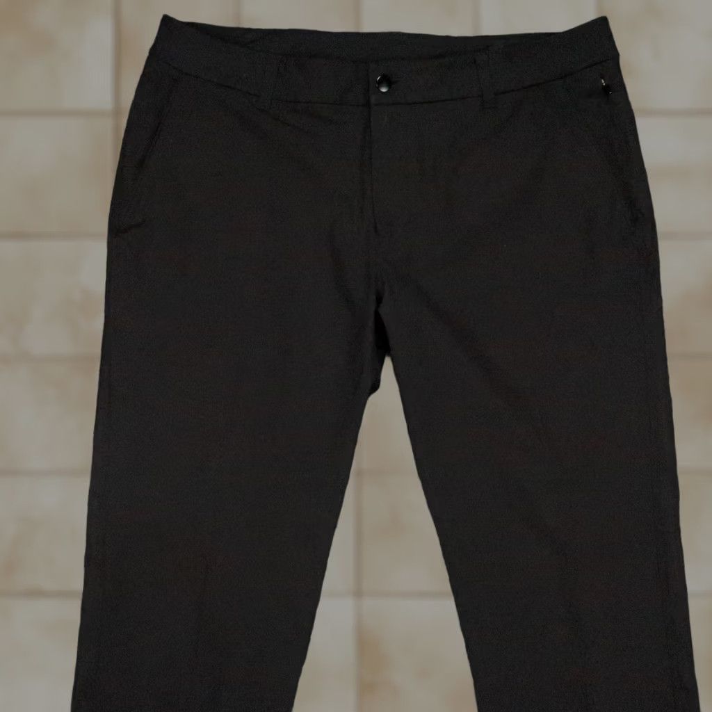 Lululemon Lululemon Pants Mens 36x33 Black Commission Relaxed Stretch Trouser with Pockets Quick-Access Zip Pocket Casual Workwear Chino Straight Leg Size US 36 / EU 52 - 1 Thumbnail