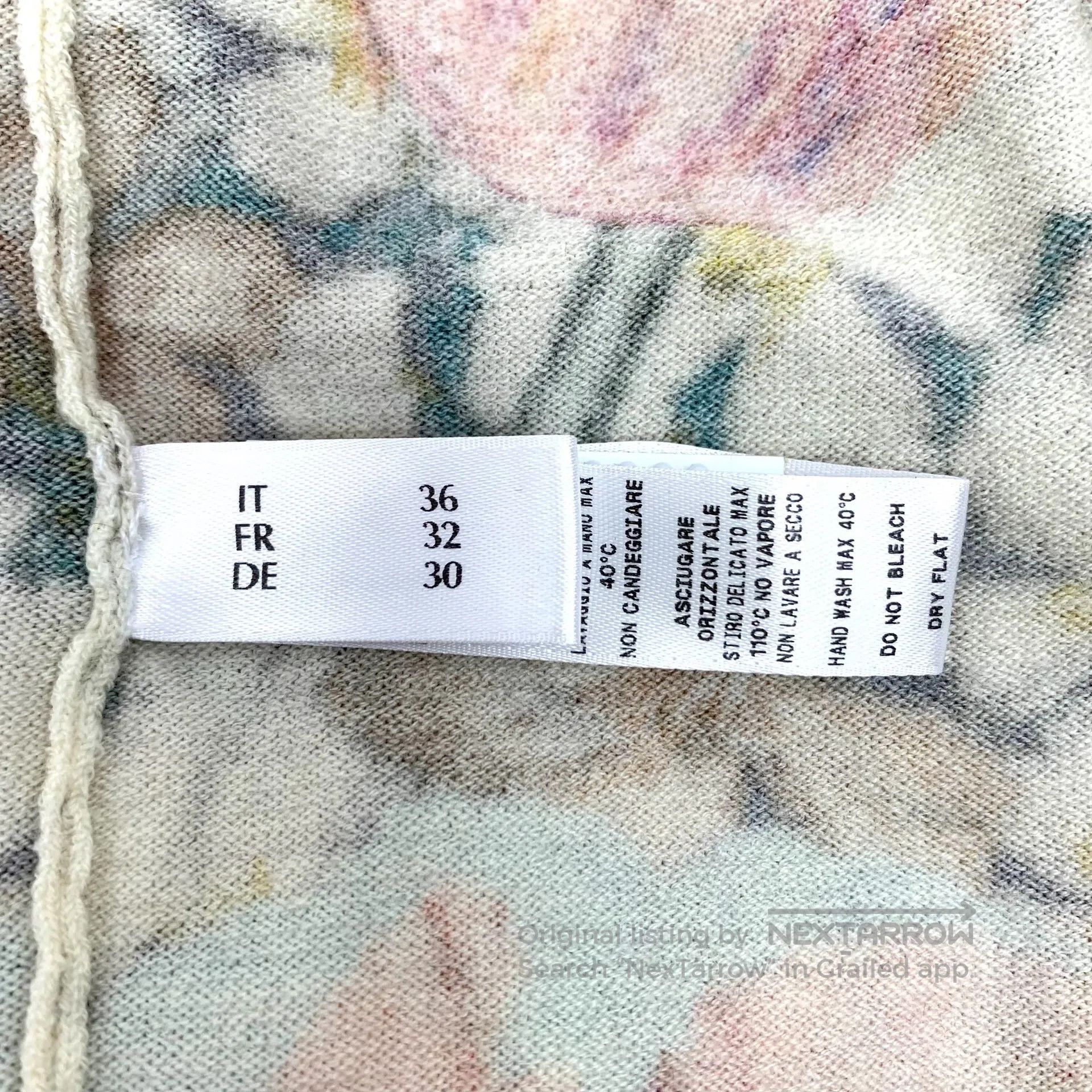 La Perla Laperla Color-Blocked Floral Inlay Cashmere V-Neck Long Sl Size XS / US 0-2 / IT 36-38 - 8 Thumbnail
