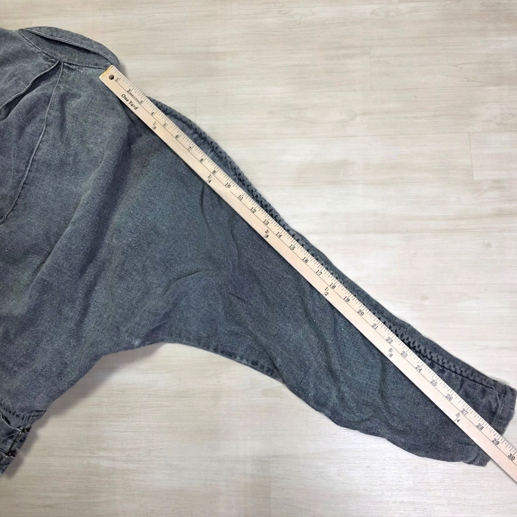 Vintage Cotler Mens Gray Wash Denim Jacket Buckle Back Distressed L Size US L / EU 52-54 / 3 - 5 Thumbnail