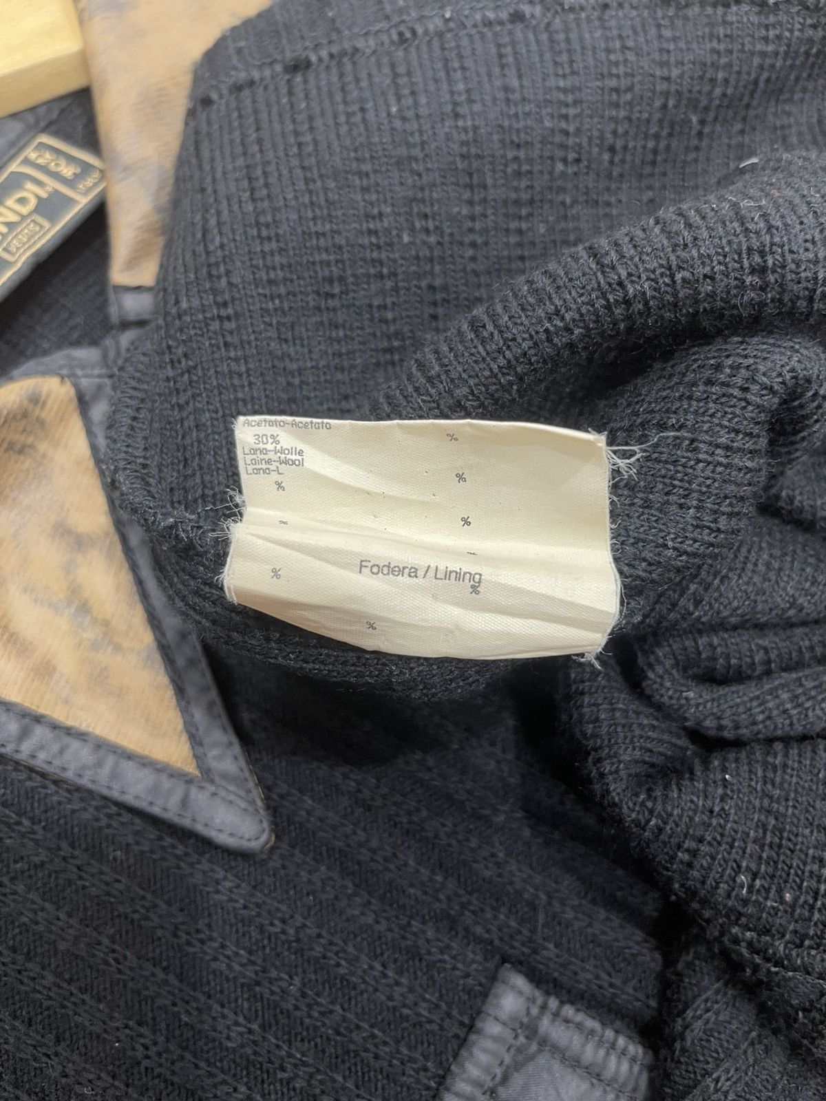 Fendi Vintage 90s Fendi Size S / US 4 / IT 40 - 16 Thumbnail