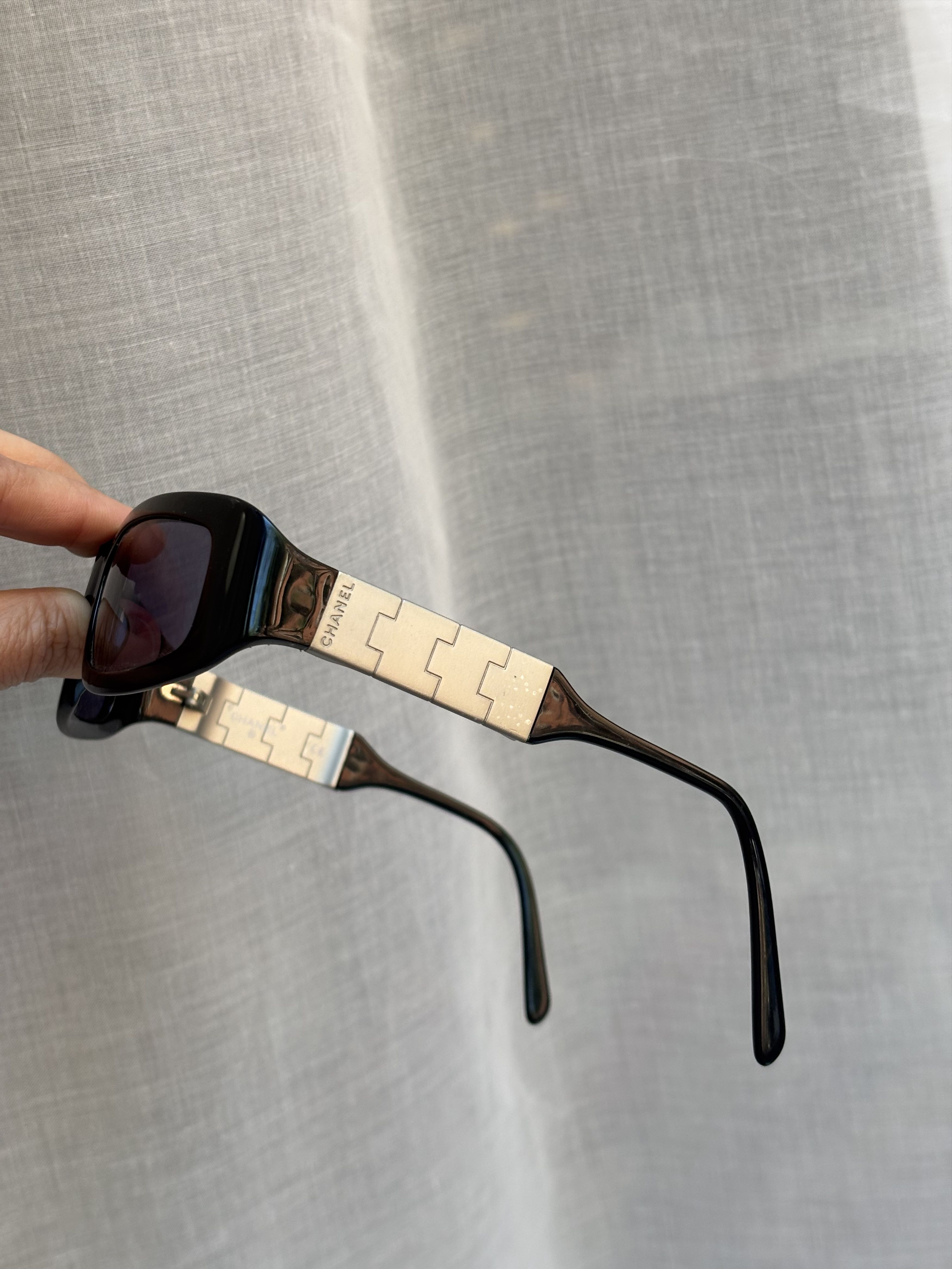 Chanel CHANEL Sunglasses 13135 Sport Rimless Vintage 4017 Size ONE SIZE - 1 Thumbnail