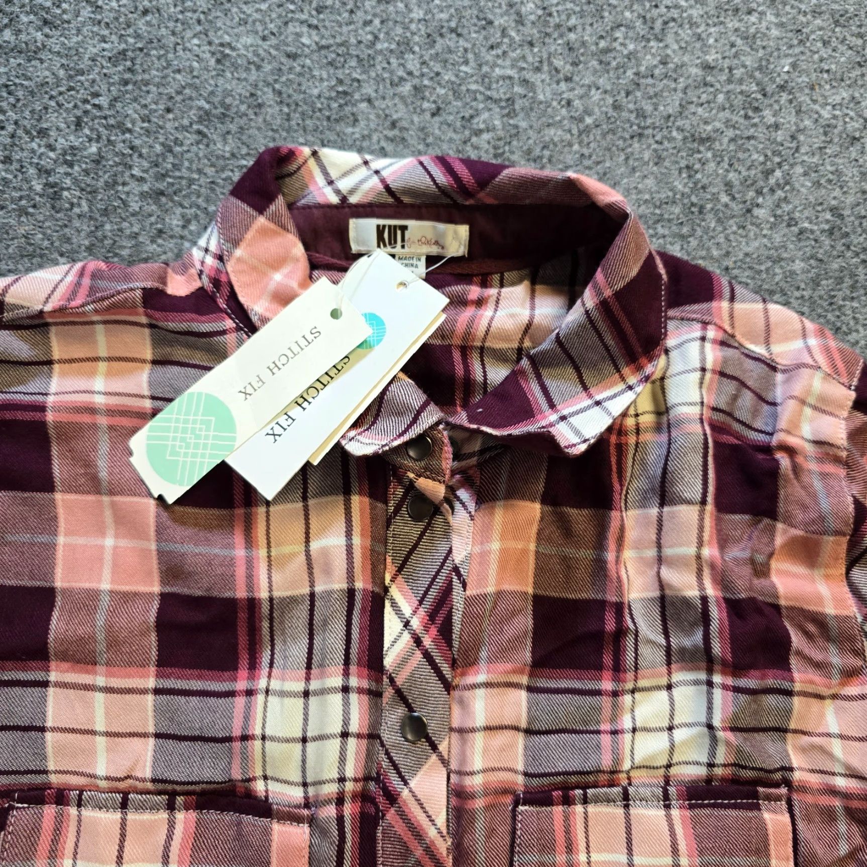 Vintage KUT from the Kloth Top Womens Medium Pink Burgundy Plaid Snap Button Casual Shirt Size M / US 6-8 / IT 42-44 - 2 Thumbnail