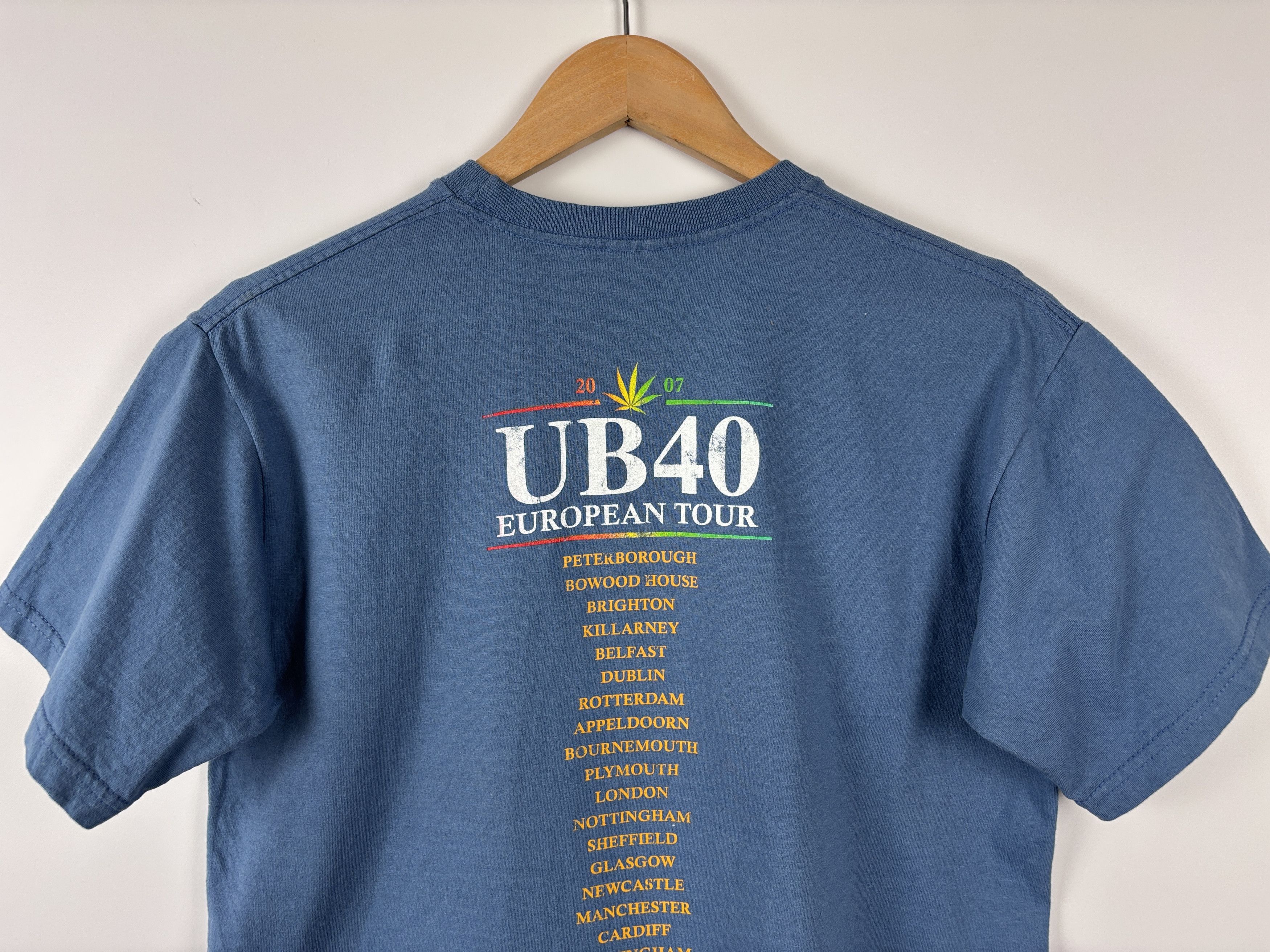 Band Tees × Fruit Of The Loom × Vintage Mens UB40 Band European Tour 2007 Blue Size S Size US S / EU 44-46 / 1 - 9 Thumbnail