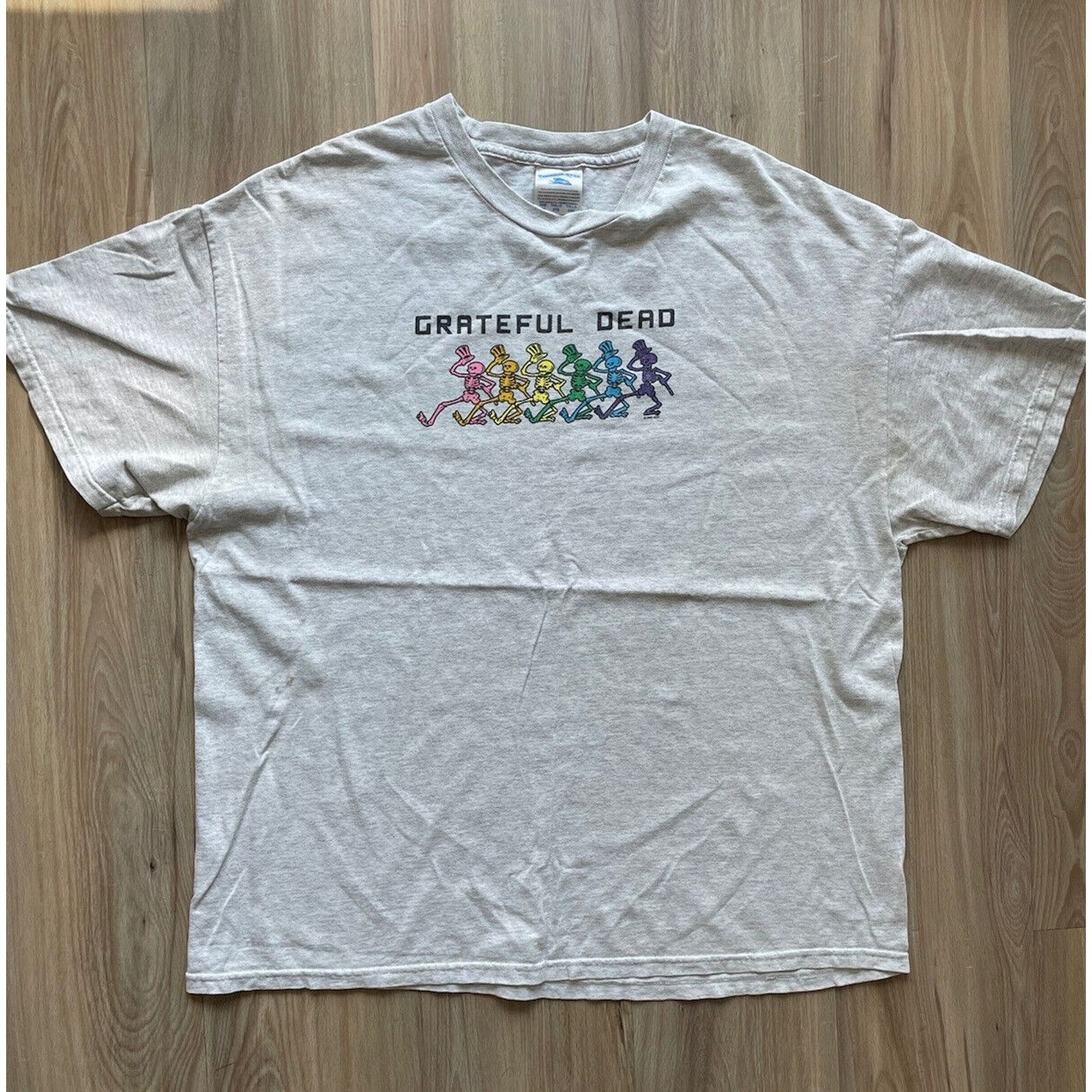 Vintage Vintage Grateful Dead Shirt Adult 2XL Rainbow Skeleton 2005 Size US XXL / EU 58 / 5 - 1 Thumbnail