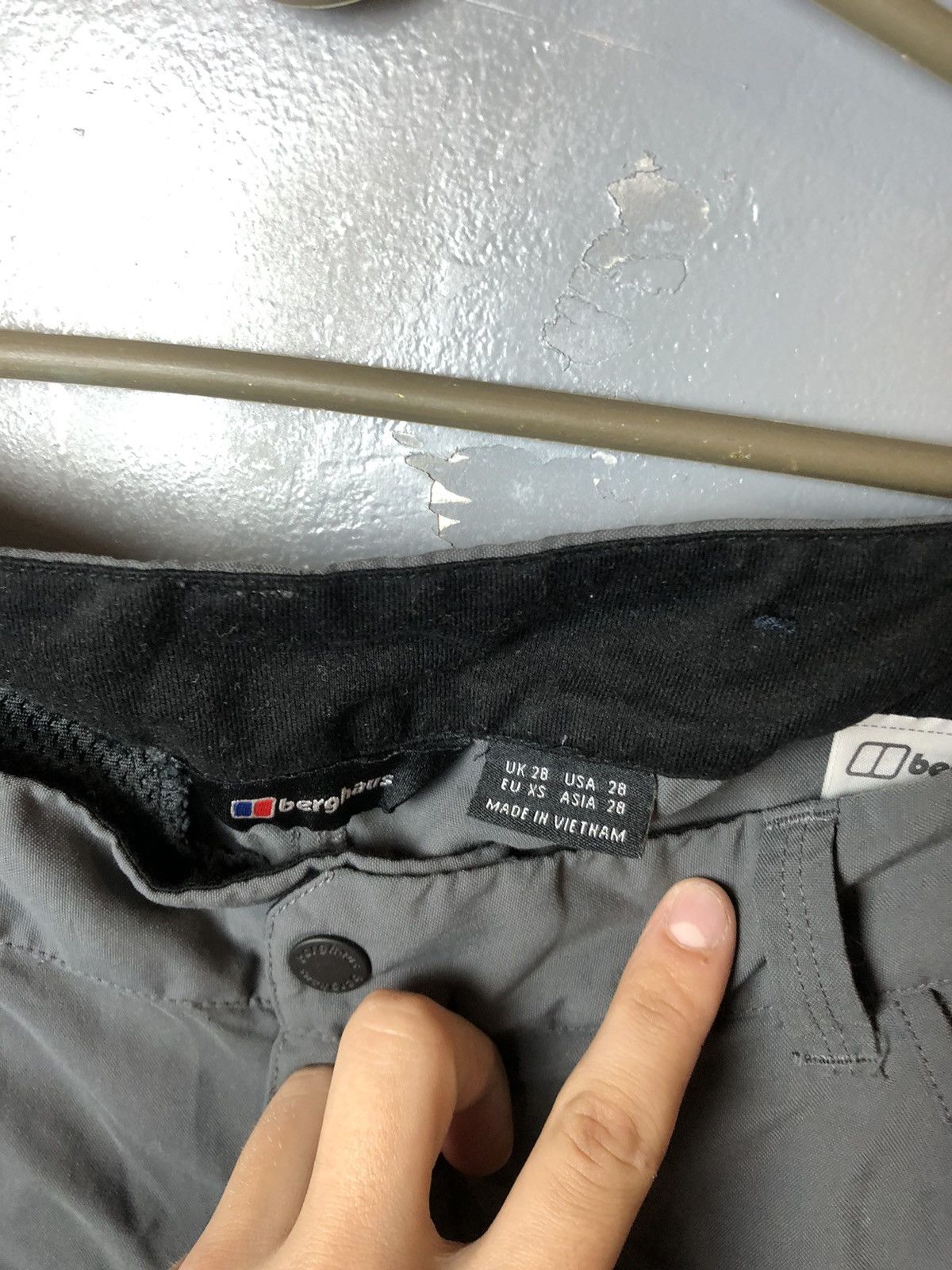 Berghaus Men’s short Berghaus size 28 Size US 28 / EU 44 - 5 Thumbnail