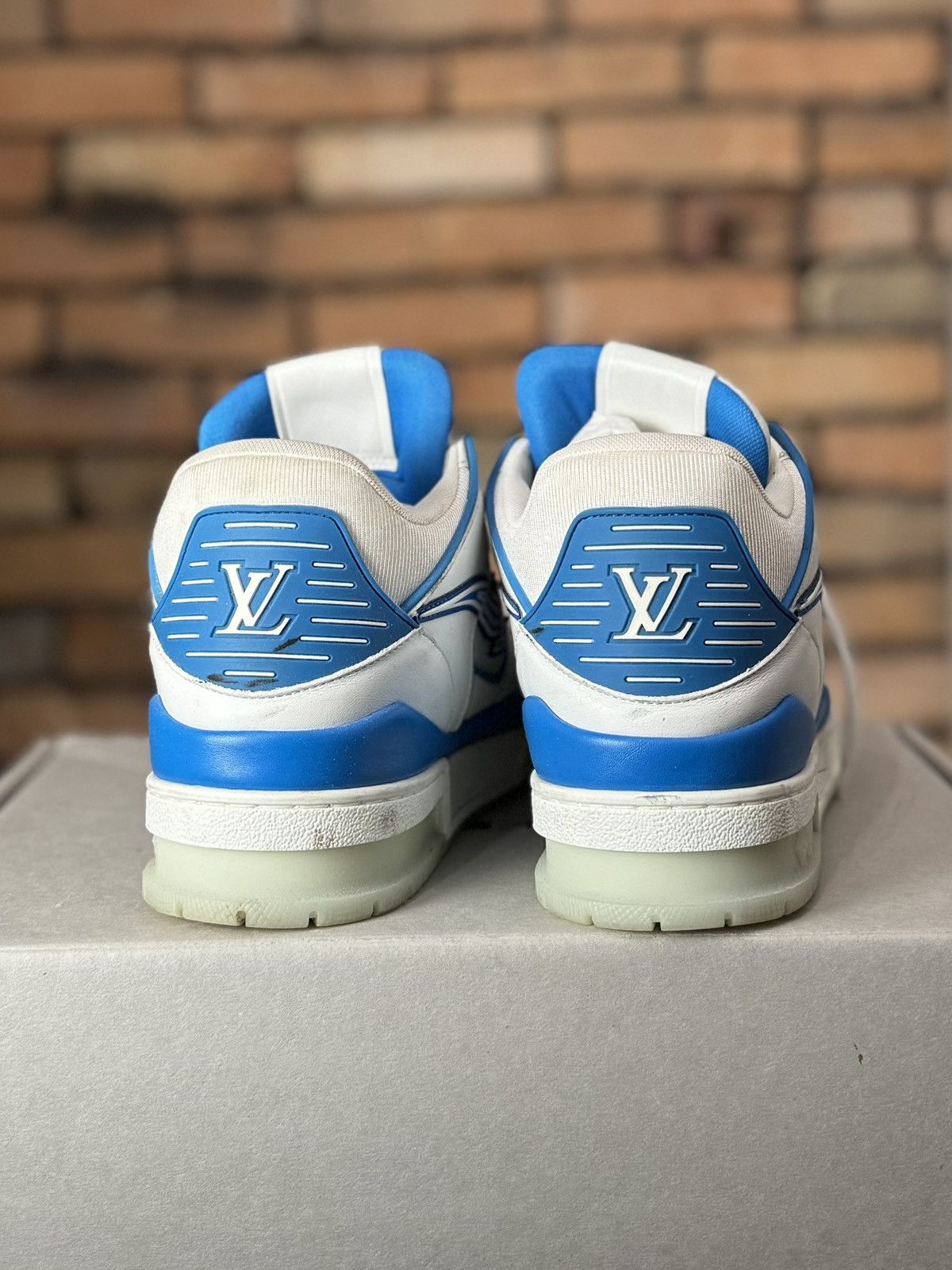Louis Vuitton SS19 AZUR BLUE TRAINER LOW WHITE SNEAKERS LOGO MONOGRAM Size US 10 / EU 43 - 2 Thumbnail