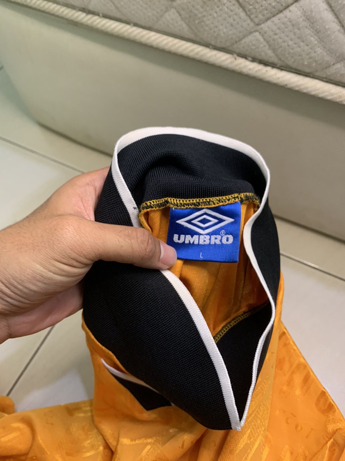 Umbro × Vintage Vintage Umbro Orange Jersey with Retro Design (1924 pattern) Size US L / EU 52-54 / 3 - 3 Thumbnail