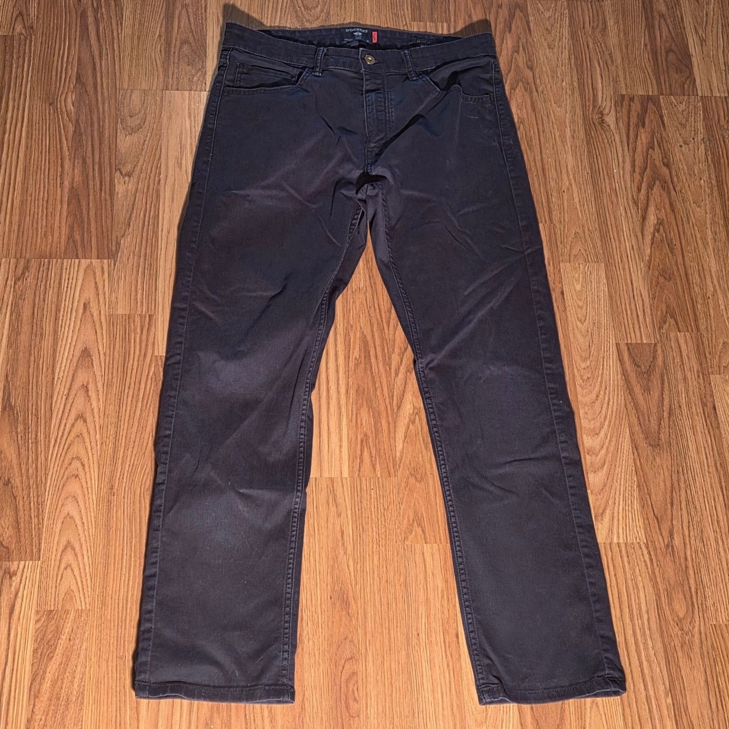 Dockers Stylish Dockers Men's Slim Fit Black Jeans - W32 L30 Size US 32 / EU 48 - 3 Thumbnail