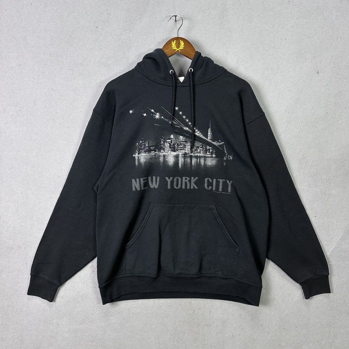 Vintage Vintage New York City Graphic Hoodie Jerzees NuBlend Size L Size US L / EU 52-54 / 3 - 1 Thumbnail