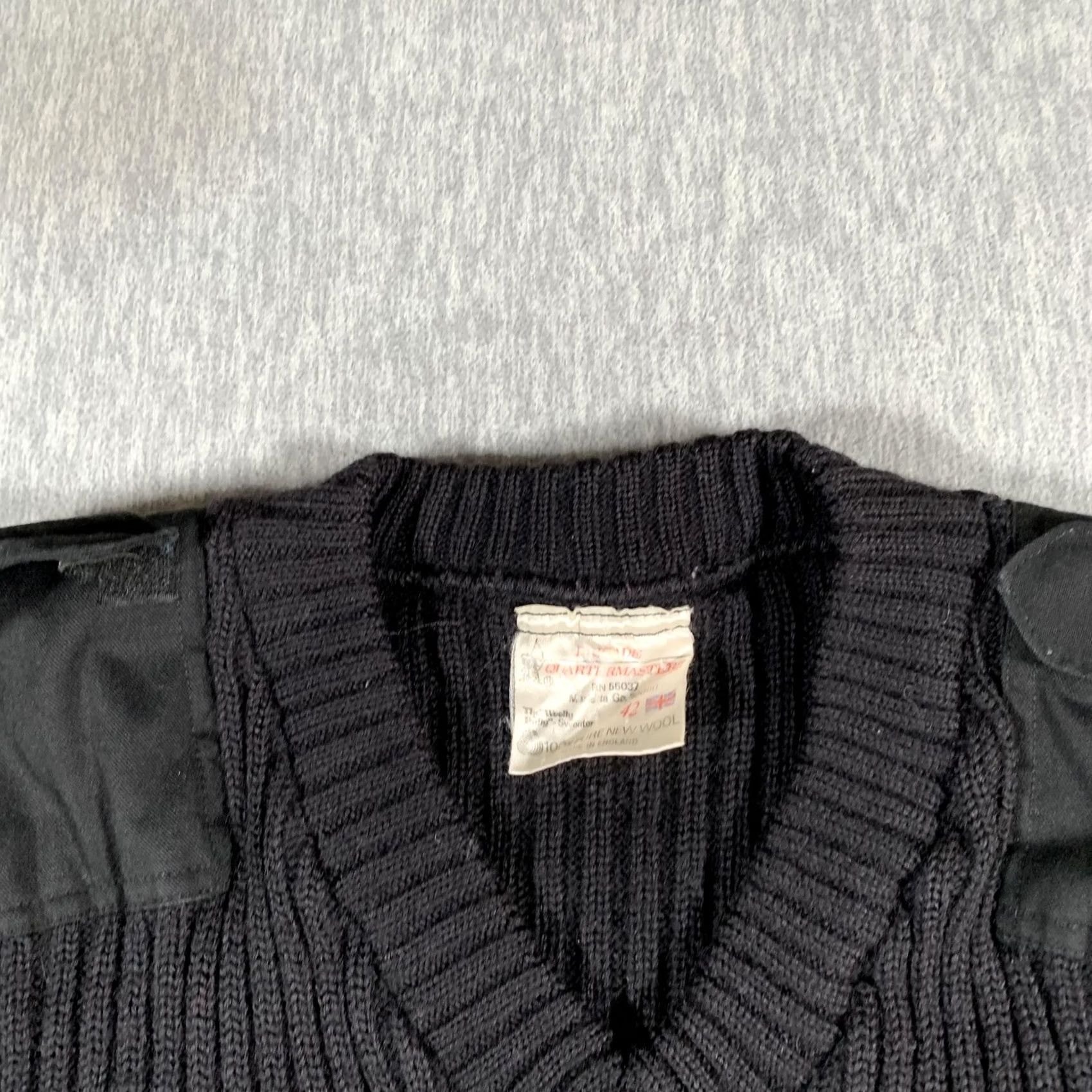 Commando Mens Sweater Brigade Quartermasters Black Wool Commando Military England 42 Size US L / EU 52-54 / 3 - 5 Thumbnail