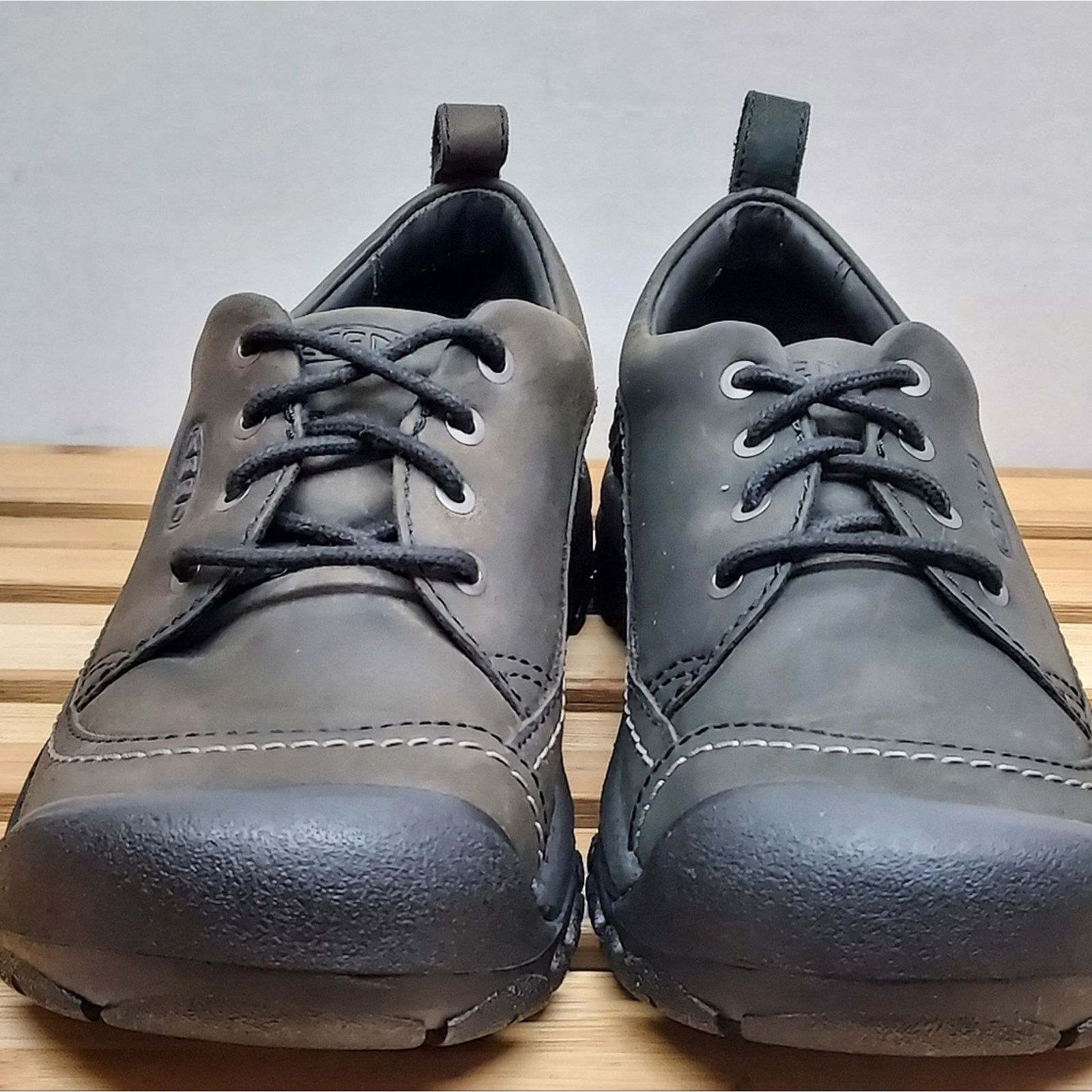 KEEN KEEN Womens | Green | Kaci II Leather Oxford Shoes Size 6.5 Size US 6.5 / IT 36.5 - 5 Thumbnail