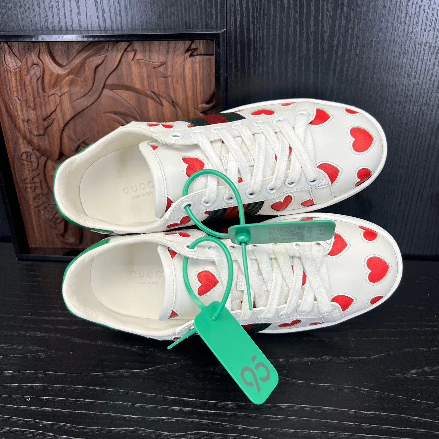 Gucci Gucci Ace White Red 35 V-Day Size US 4 / IT 34 - 7 Thumbnail