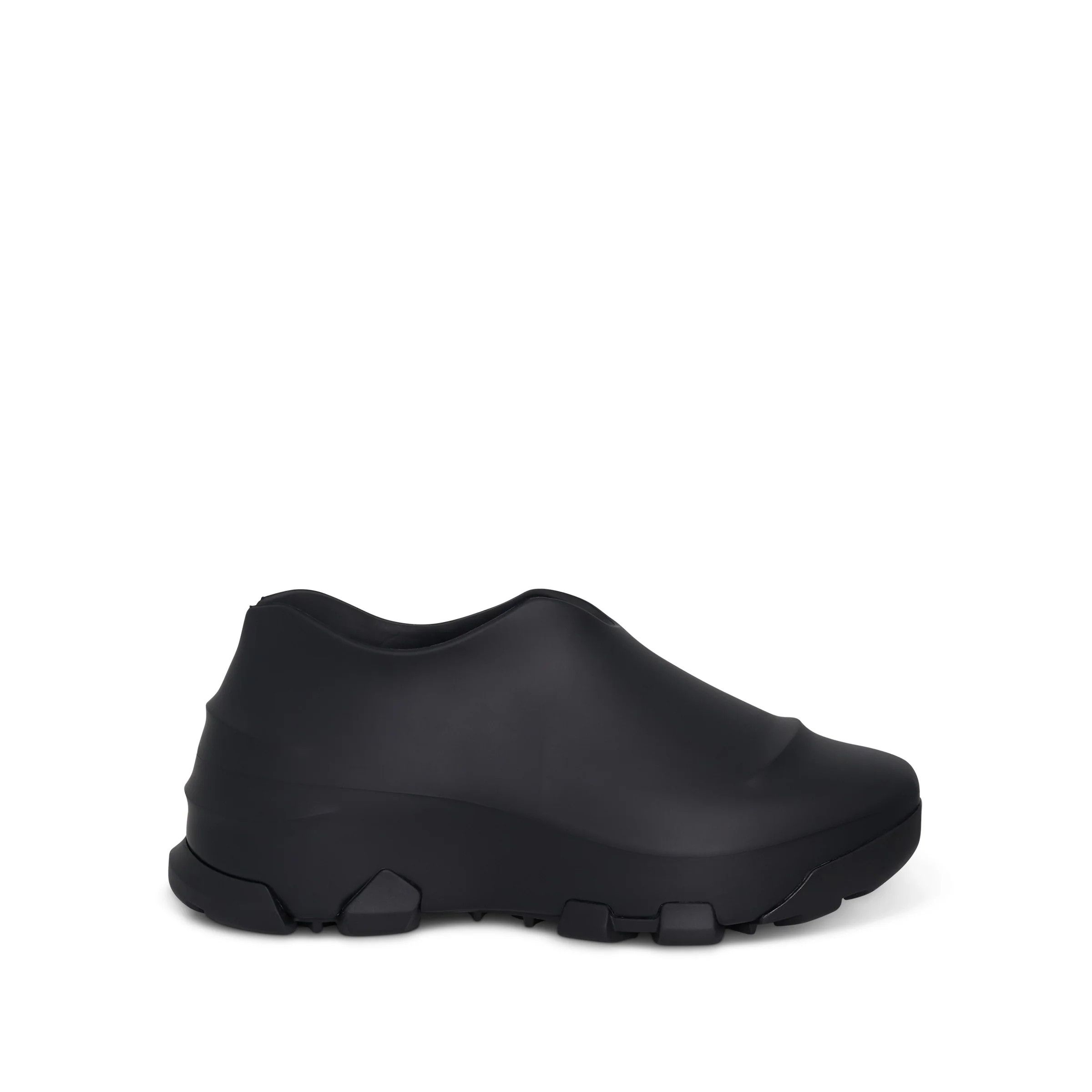 o1mris0824 Mallow Low Sneaker in Black